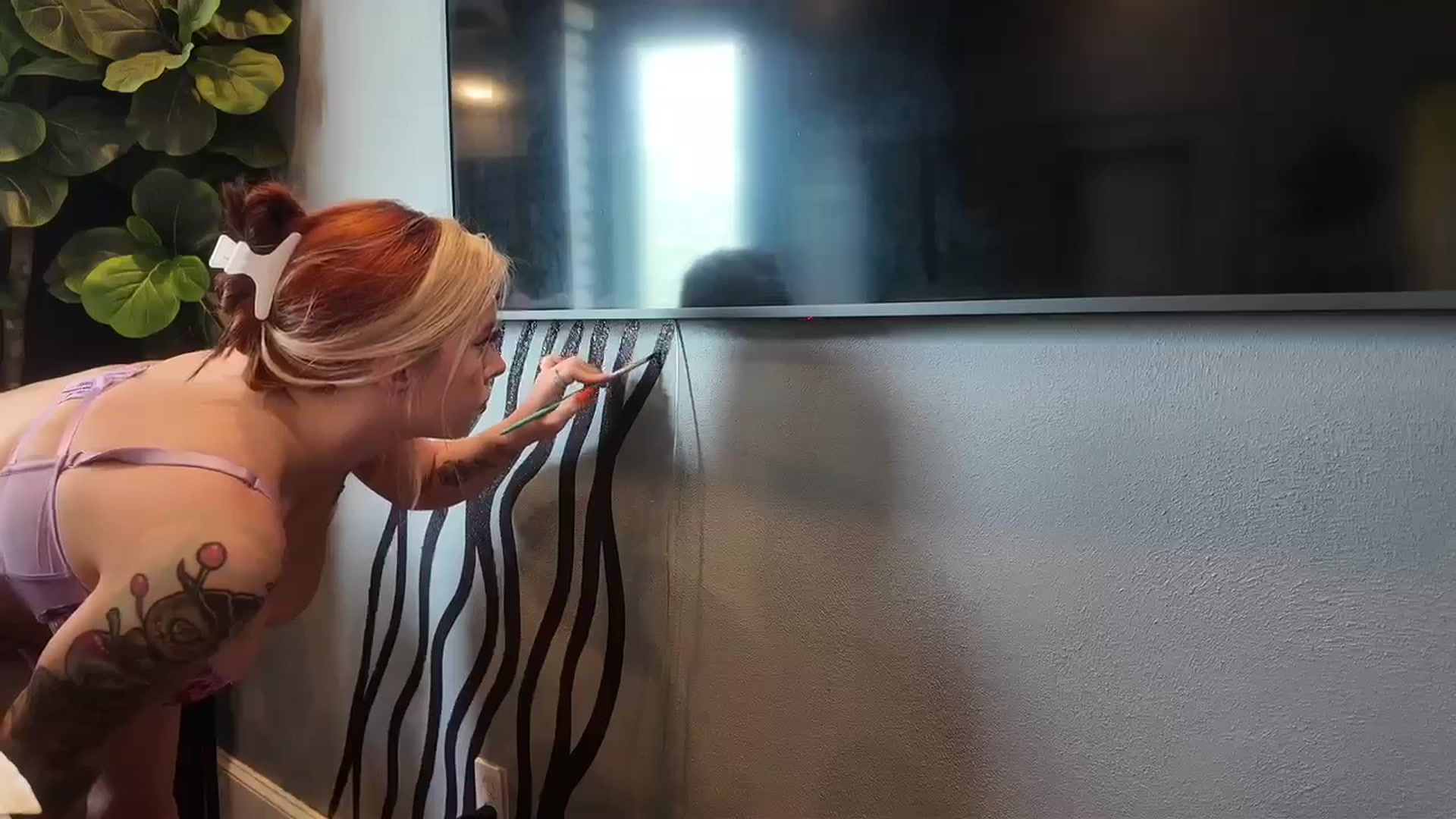 Gallery image thumbnail from Cubbixoxo's myfreecams stream on, 07/03/2024, 20:27 image 16 of 20