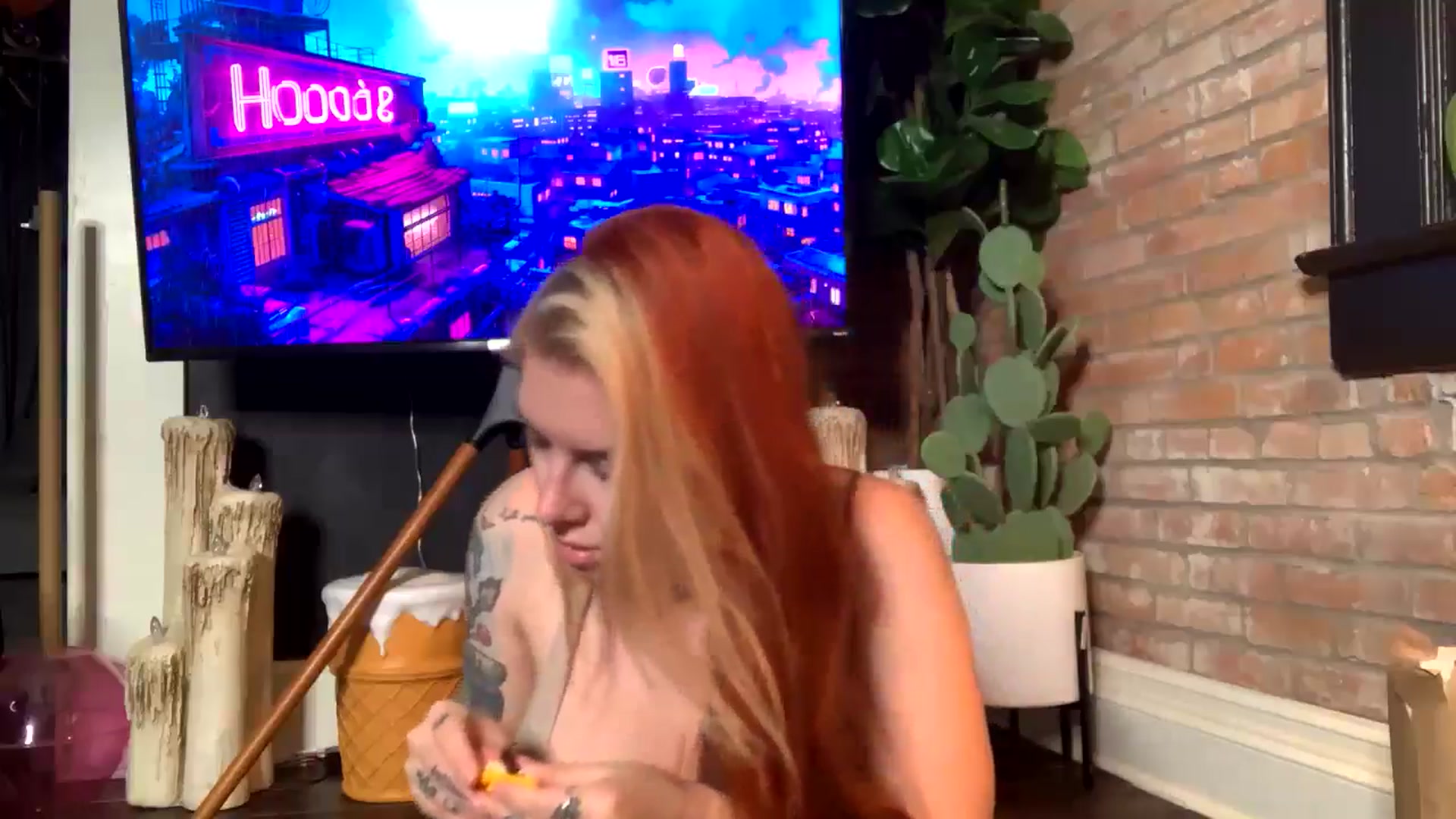 Gallery image thumbnail from Cubbixoxo's myfreecams stream on, 07/27/2024, 02:15 image 7 of 20