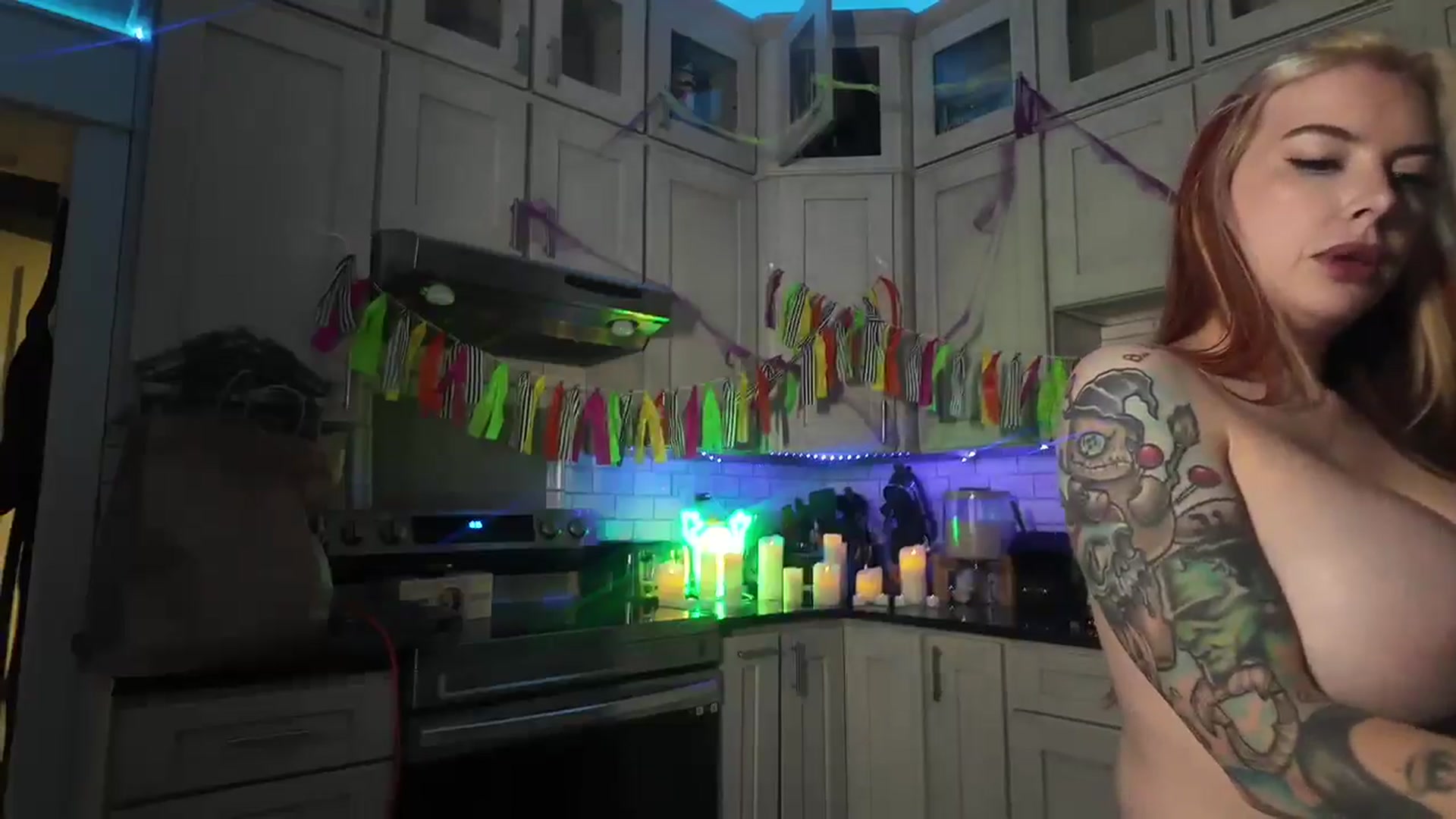Gallery image thumbnail from Cubbixoxo's myfreecams stream on, 08/04/2024, 04:42 image 2 of 20