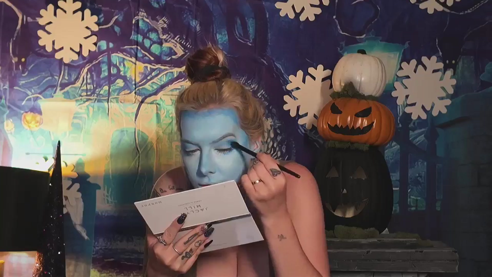 Gallery image thumbnail from Cubbixoxo's myfreecams stream on, 10/15/2024, 04:47 image 5 of 20