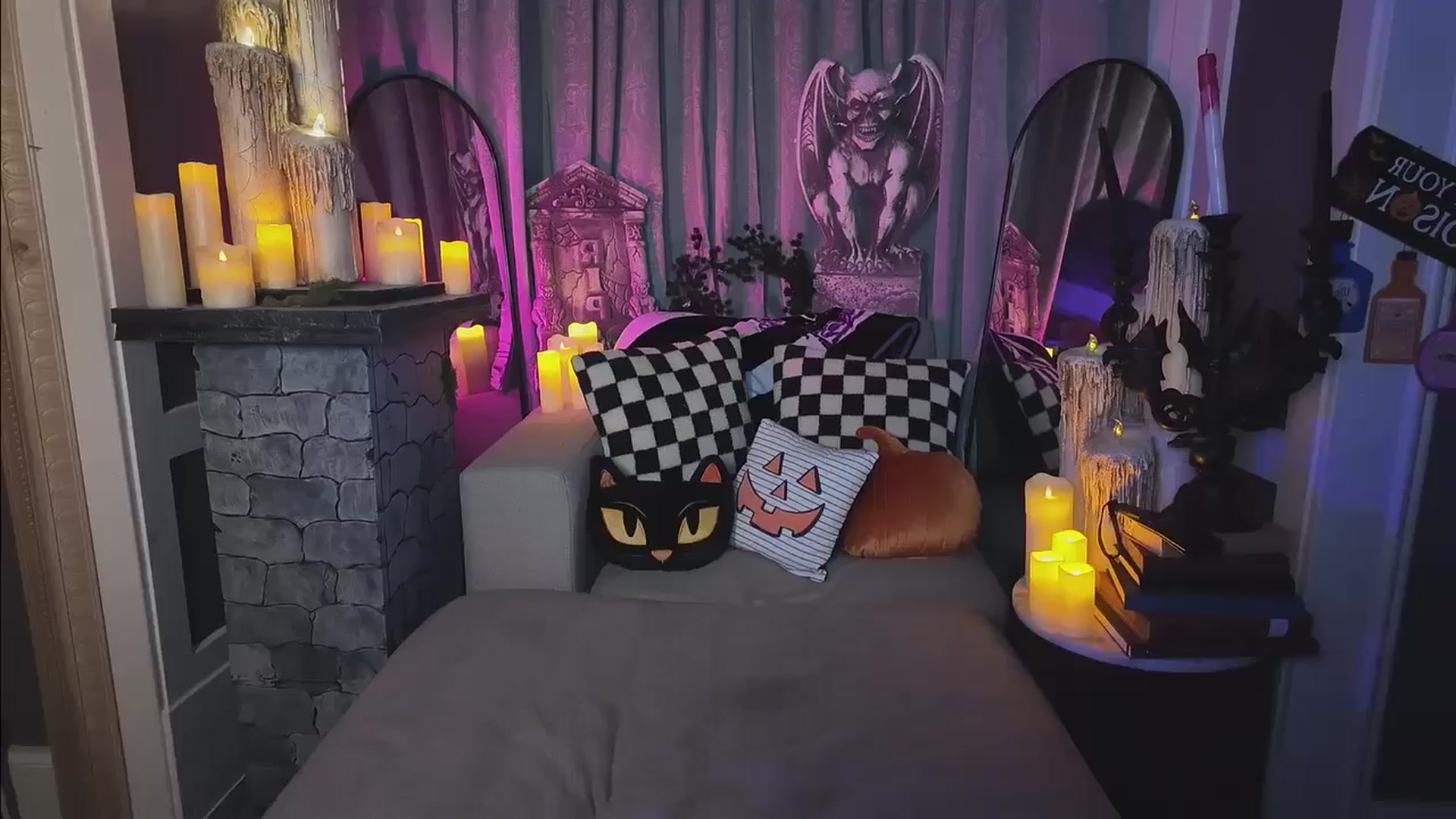 Gallery image thumbnail from Cubbixoxo's myfreecams stream on, 10/29/2024, 05:08 image 12 of 20