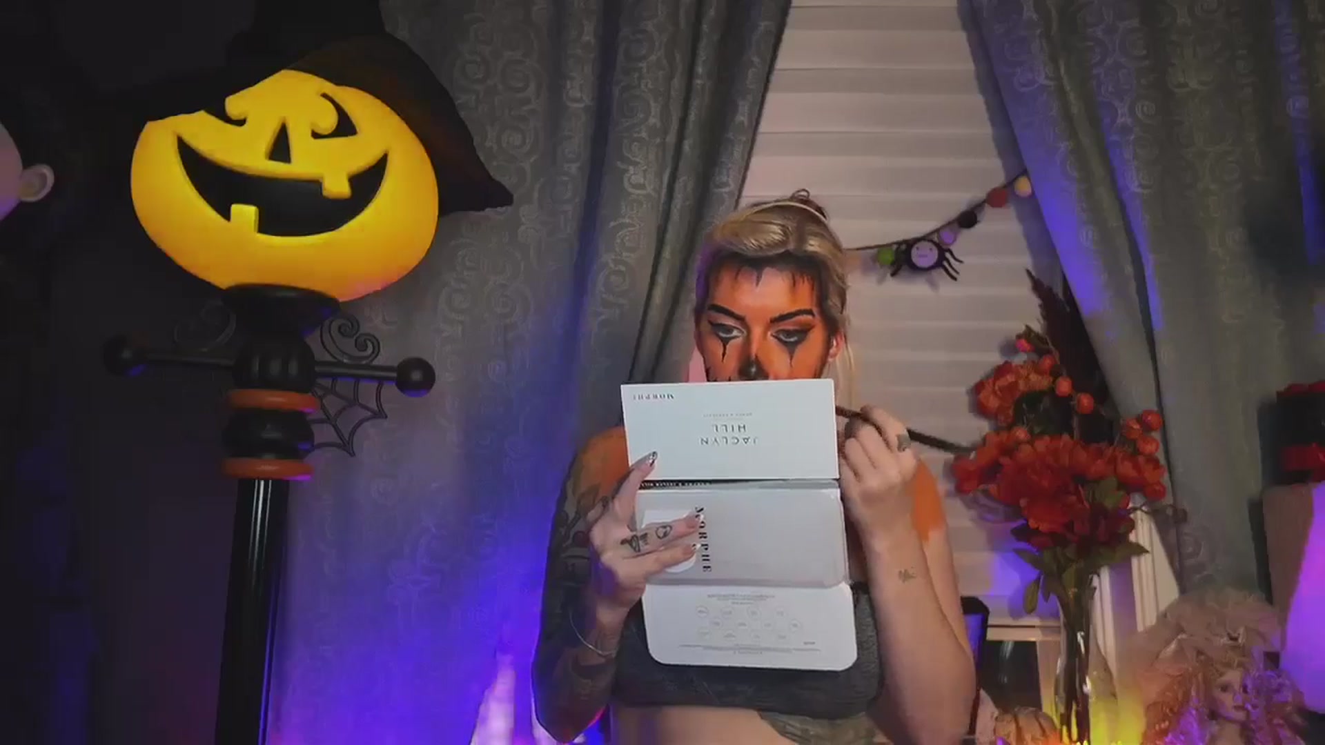 Gallery image thumbnail from Cubbixoxo's myfreecams stream on, 10/30/2024, 05:16 image 5 of 20