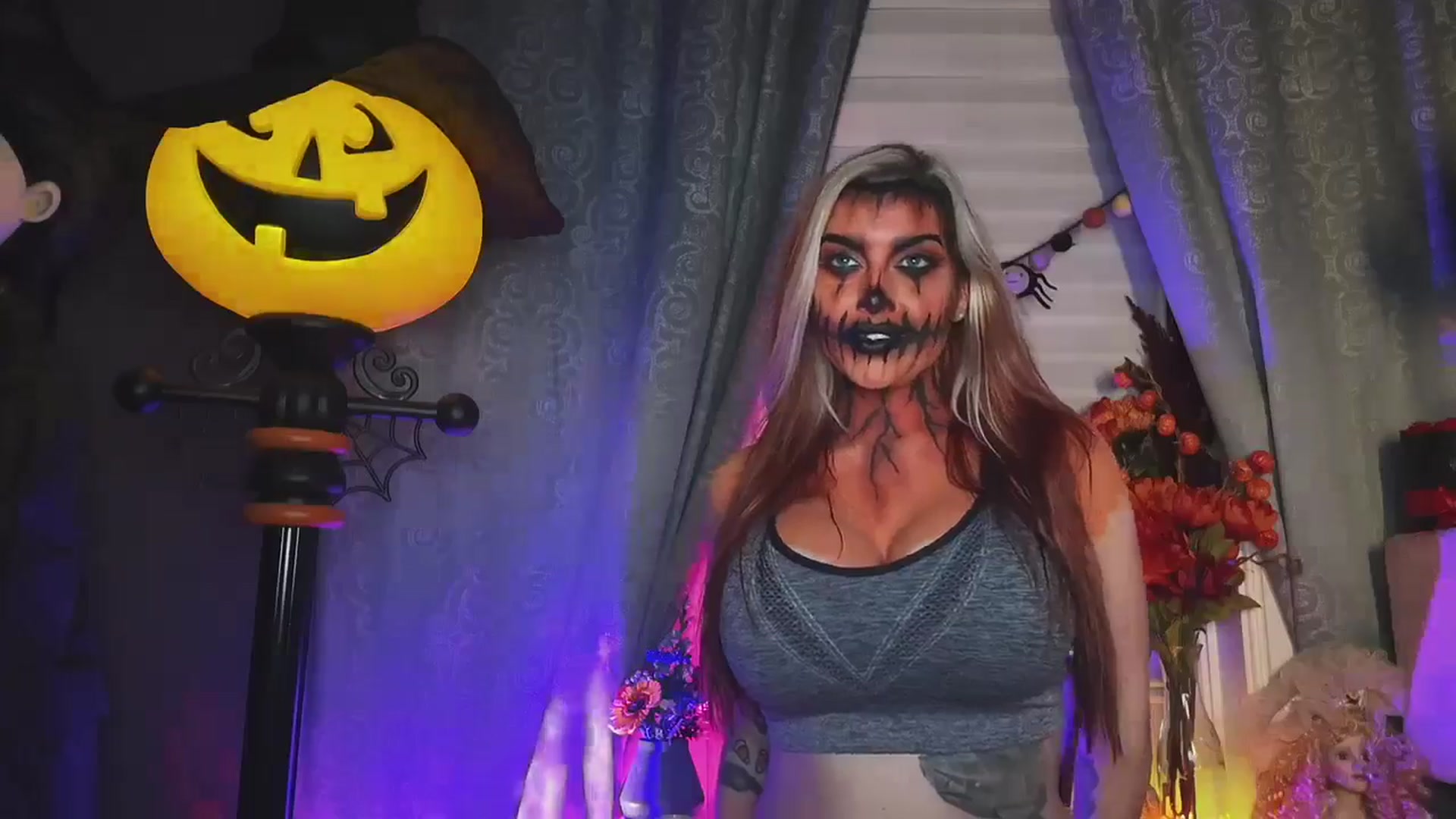 Gallery image thumbnail from Cubbixoxo's myfreecams stream on, 10/30/2024, 05:16 image 20 of 20