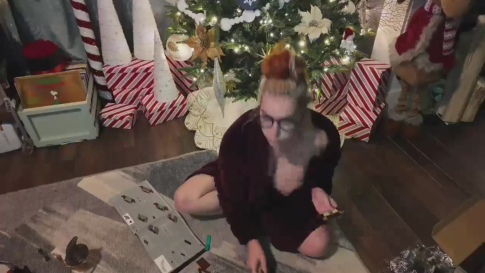 Gallery image thumbnail from Cubbixoxo's myfreecams stream on, 12/08/2024, 03:45 image 7 of 20