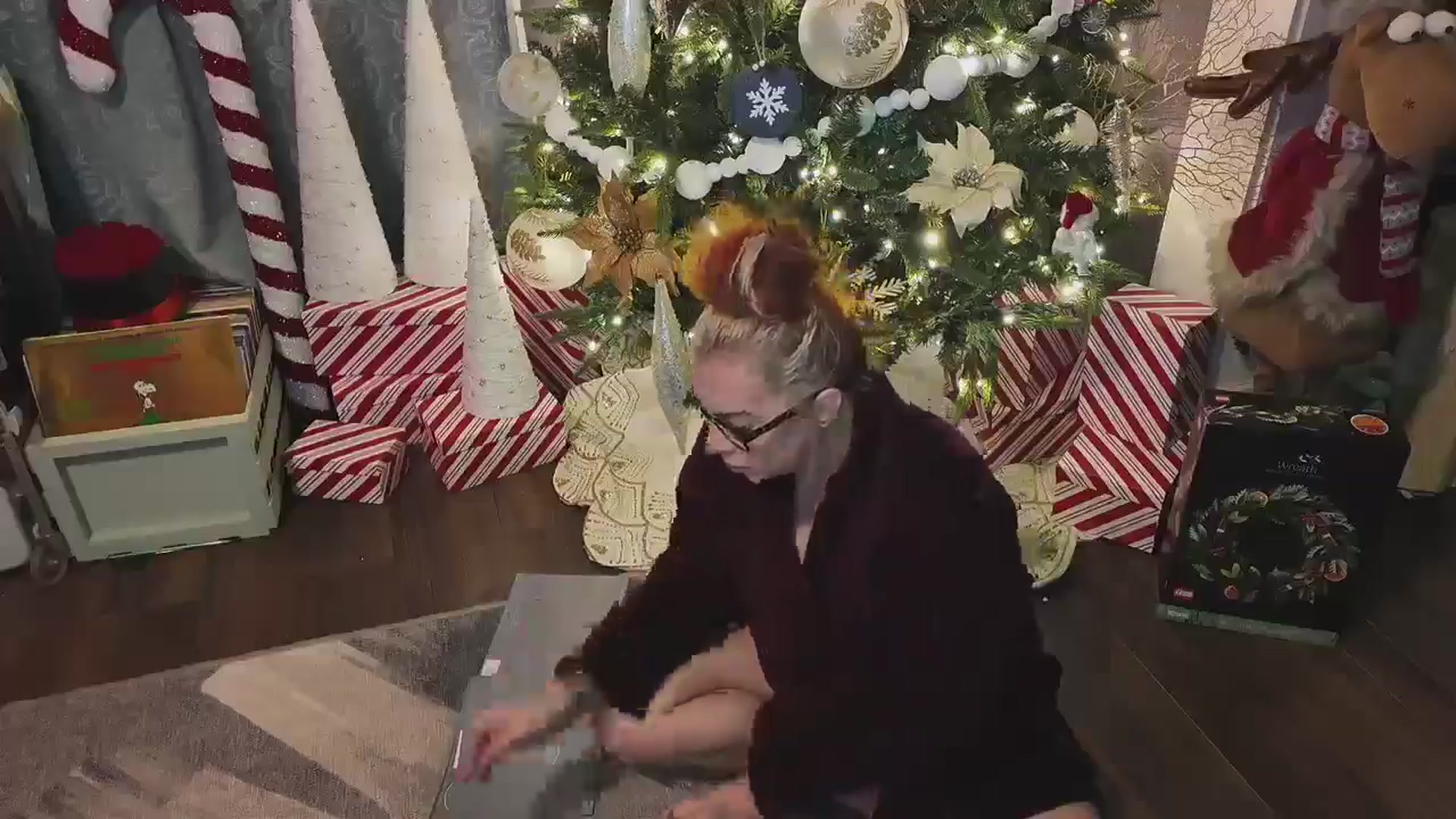 Gallery image thumbnail from Cubbixoxo's myfreecams stream on, 12/08/2024, 06:18 image 3 of 20