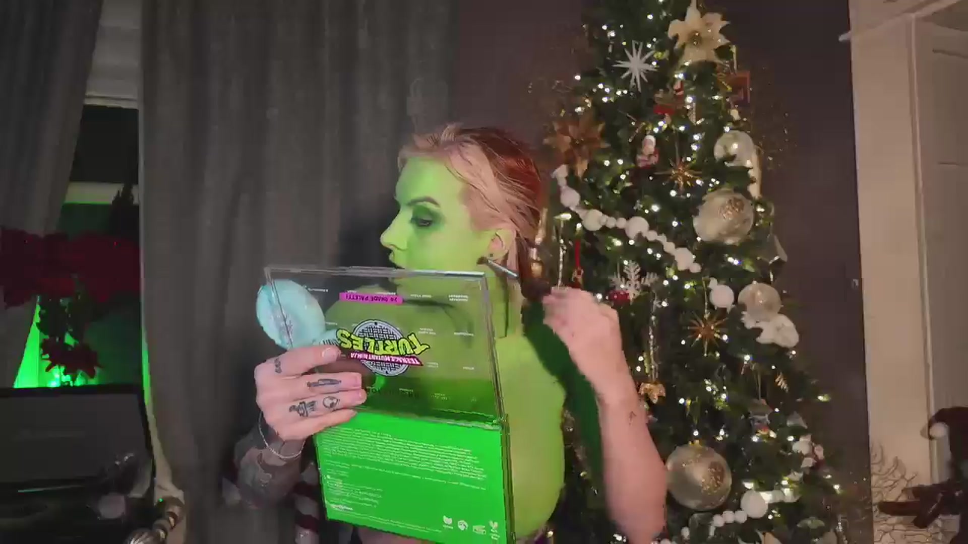 Gallery image thumbnail from Cubbixoxo's myfreecams stream on, 12/09/2024, 05:01 image 9 of 20