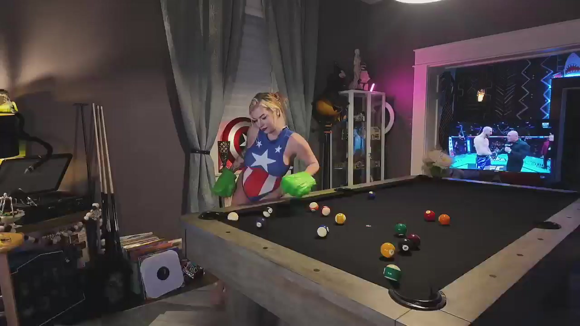 Gallery image thumbnail from Cubbixoxo's myfreecams stream on, 10/05/2025, 02:44 image 1 of 20