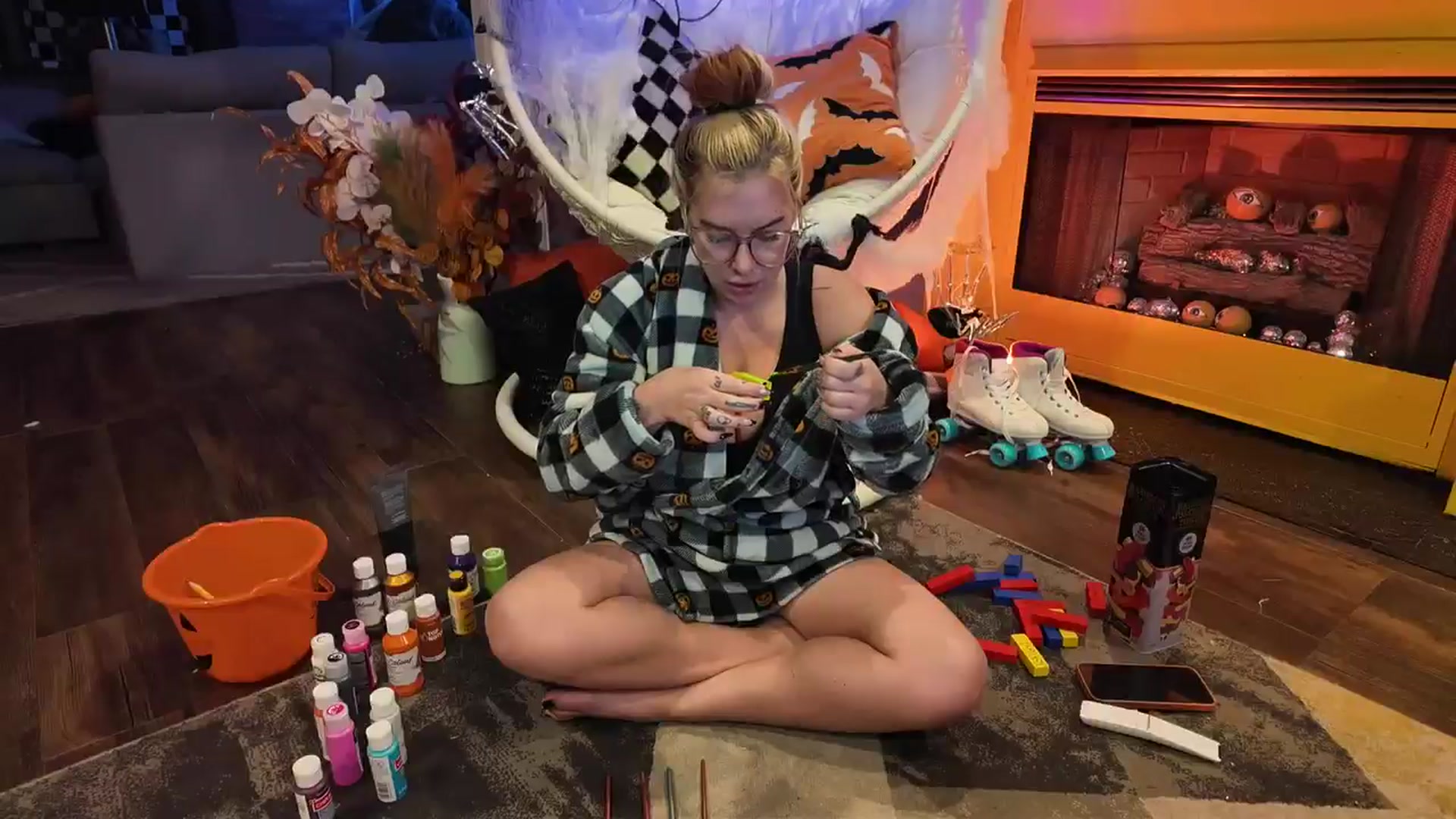 Gallery image thumbnail from Cubbixoxo's myfreecams stream on, 10/09/2025, 06:40 image 20 of 20