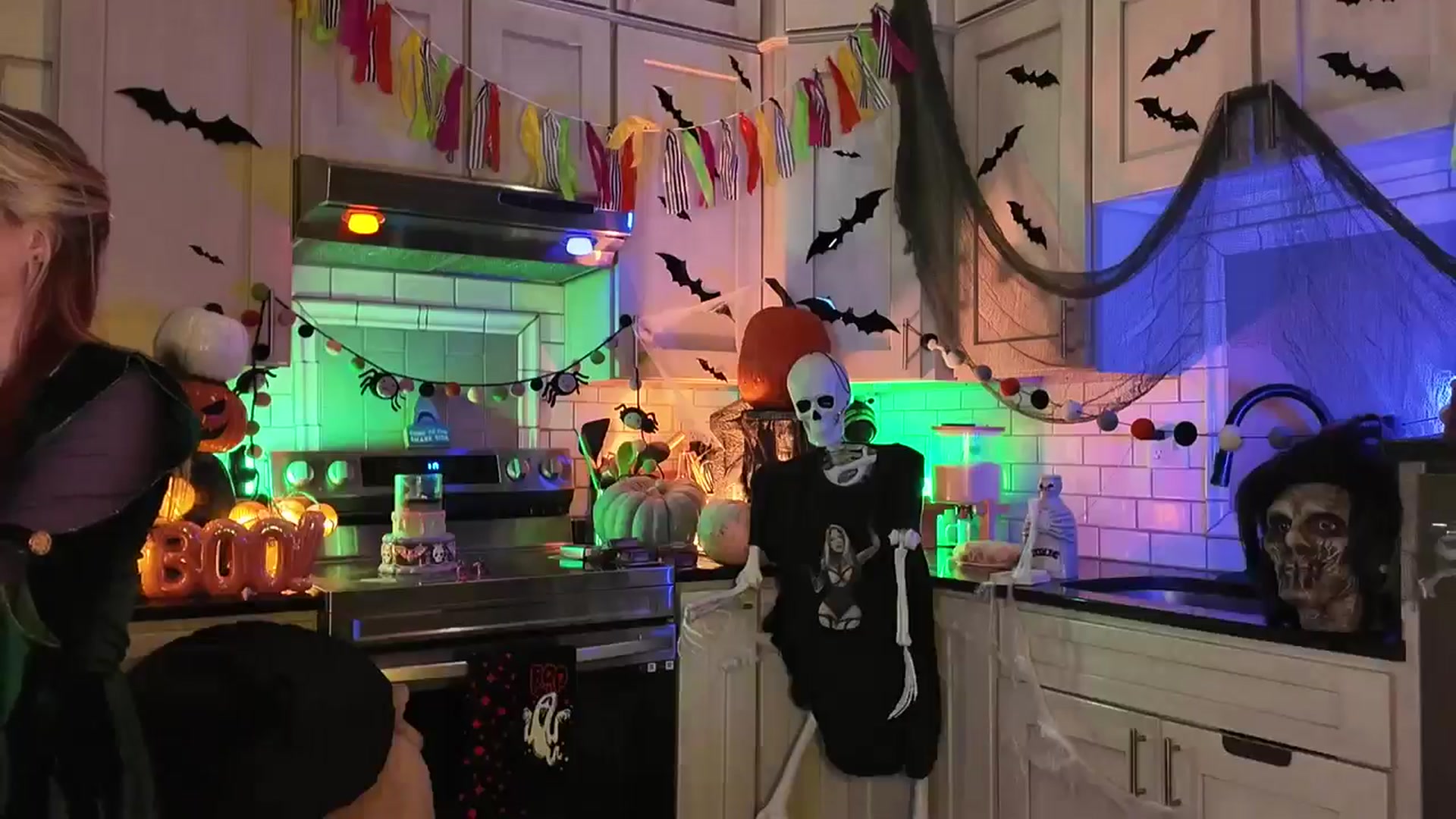 Gallery image thumbnail from Cubbixoxo's myfreecams stream on, 10/10/2025, 06:25 image 9 of 20