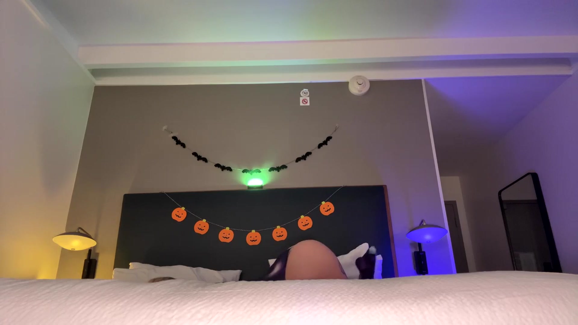 Gallery image thumbnail from Cubbixoxo's myfreecams stream on, 10/13/2025, 02:14 image 2 of 20