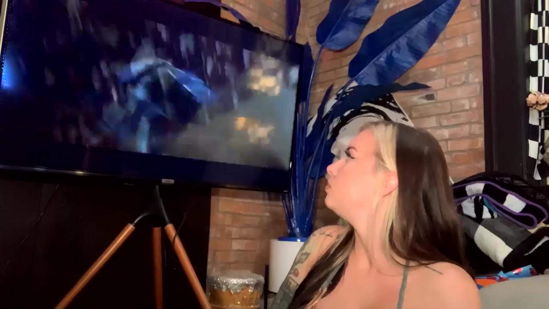 Gallery image thumbnail from Cubbixoxo's myfreecams stream on, 05/05/2026, 05:36 image 15 of 20