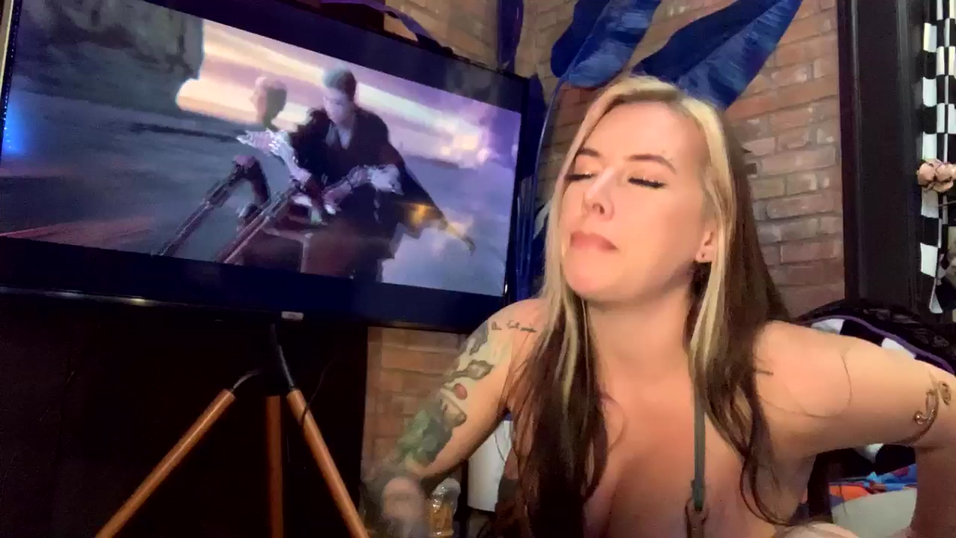 Gallery image thumbnail from Cubbixoxo's myfreecams stream on, 05/05/2026, 05:36 image 17 of 20