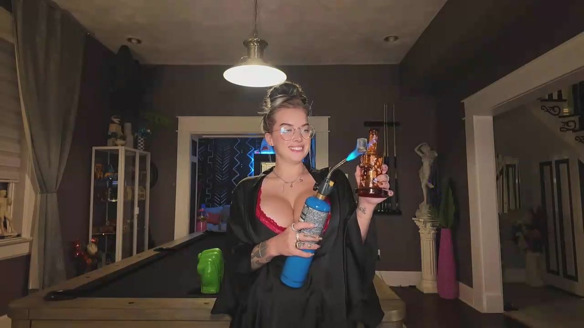 Gallery image thumbnail from Cubbixoxo's myfreecams stream on, 09/09/2026, 05:25 image 14 of 20