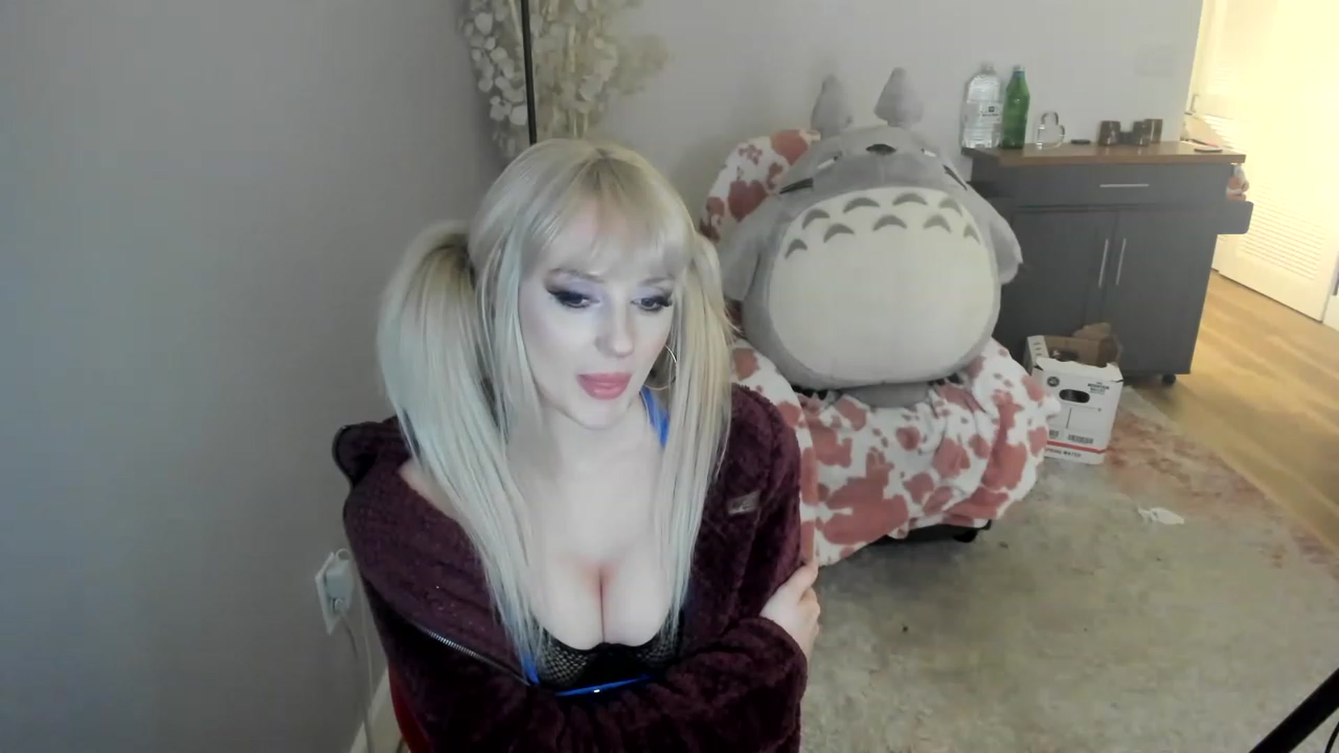 Gallery image thumbnail from Cuck_Domme's myfreecams stream on, 06/02/2023, 10:35 image 3 of 20