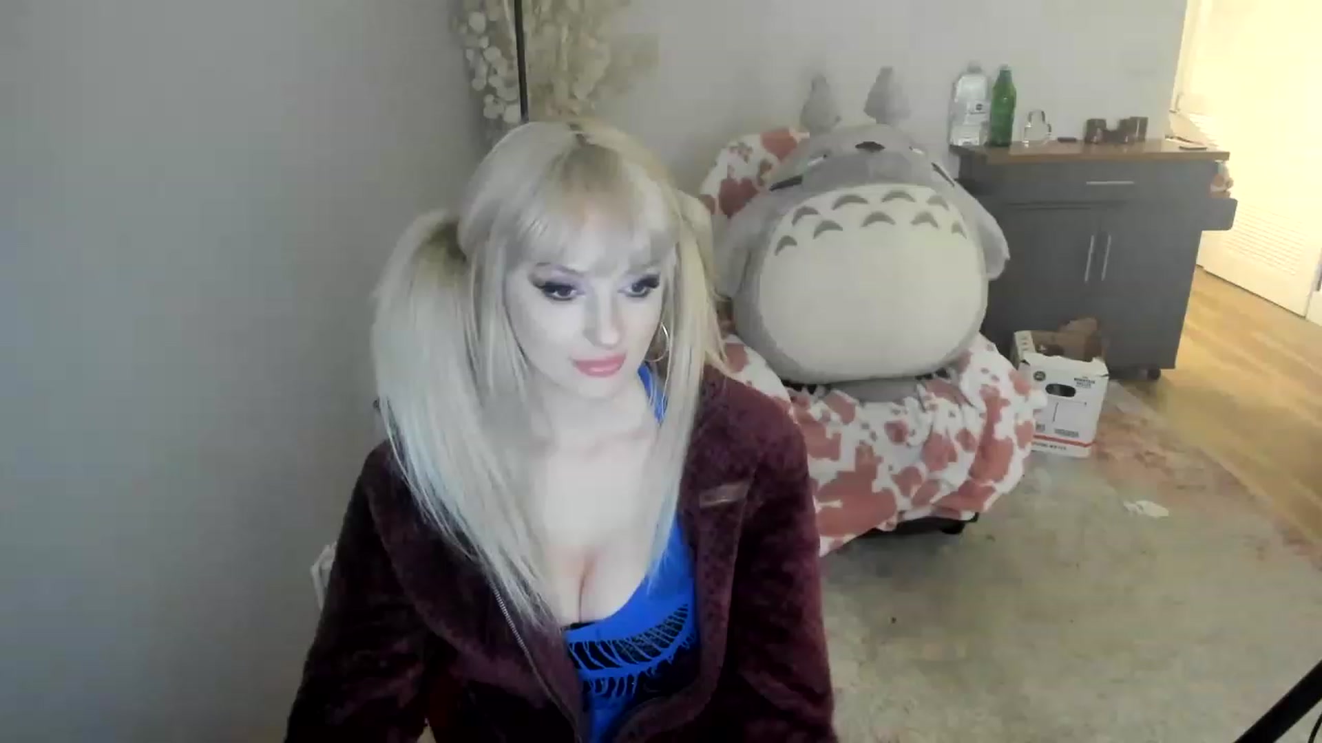 Gallery image thumbnail from Cuck_Domme's myfreecams stream on, 06/02/2023, 10:35 image 17 of 20