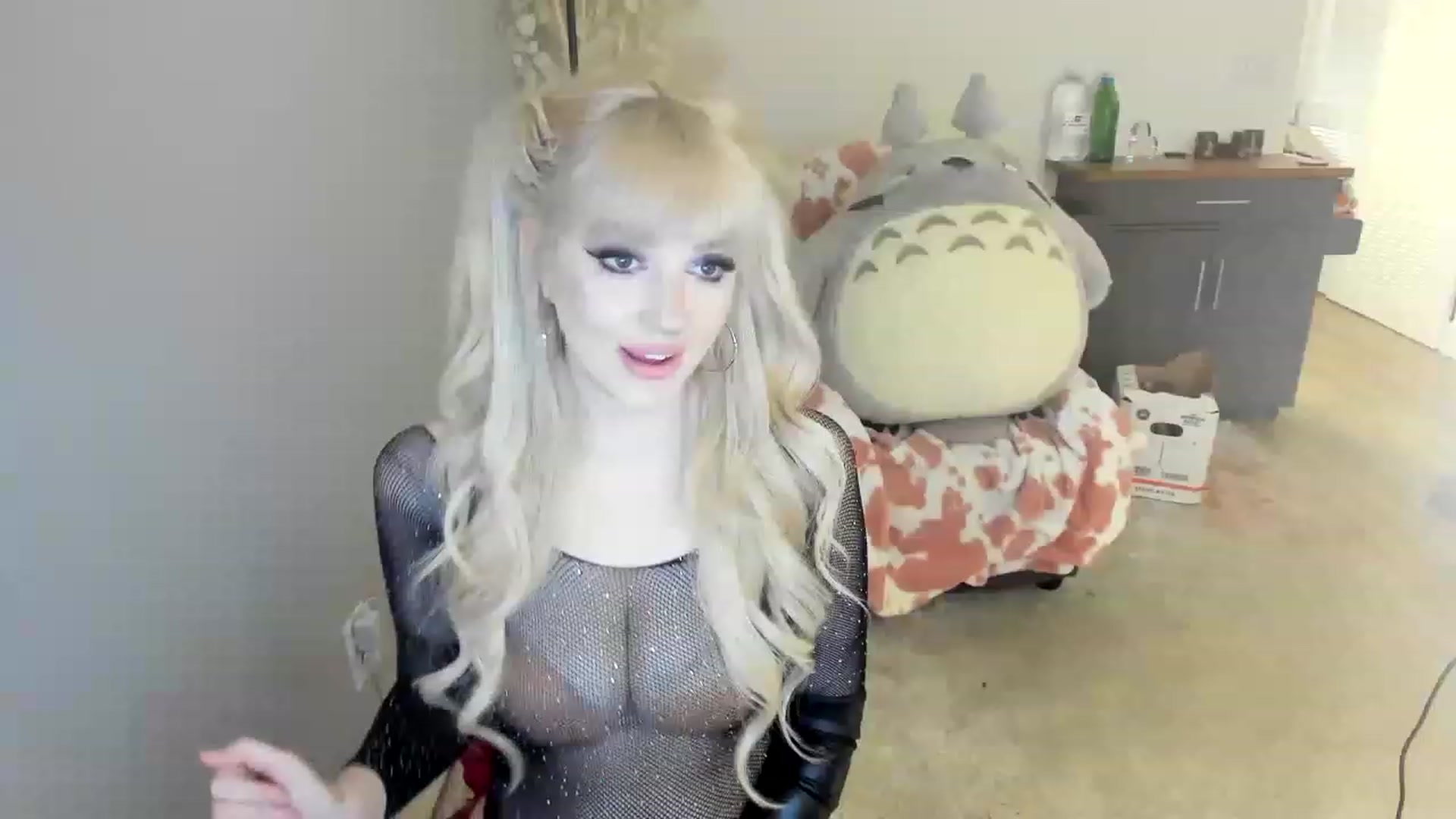 Gallery image thumbnail from Cuck_Domme's myfreecams stream on, 06/02/2023, 23:46 image 9 of 20