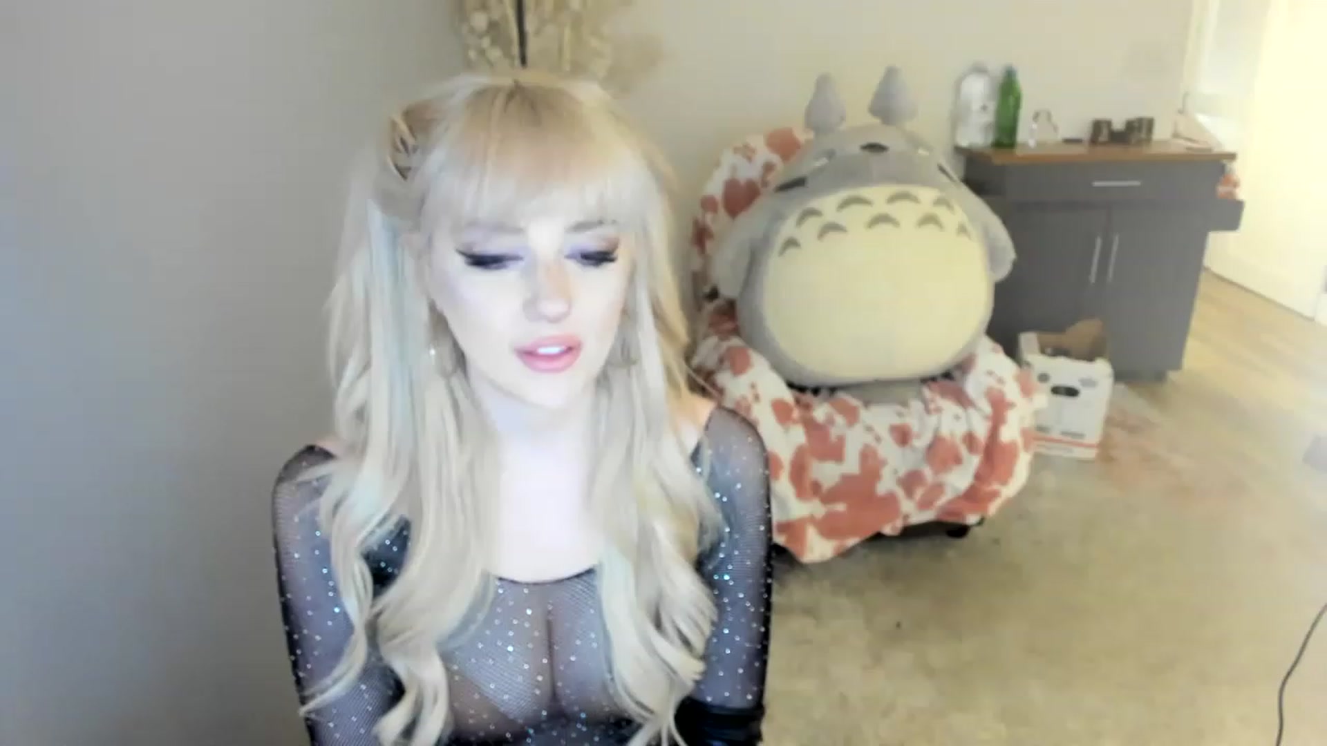 Gallery image thumbnail from Cuck_Domme's myfreecams stream on, 06/02/2023, 23:46 image 14 of 20