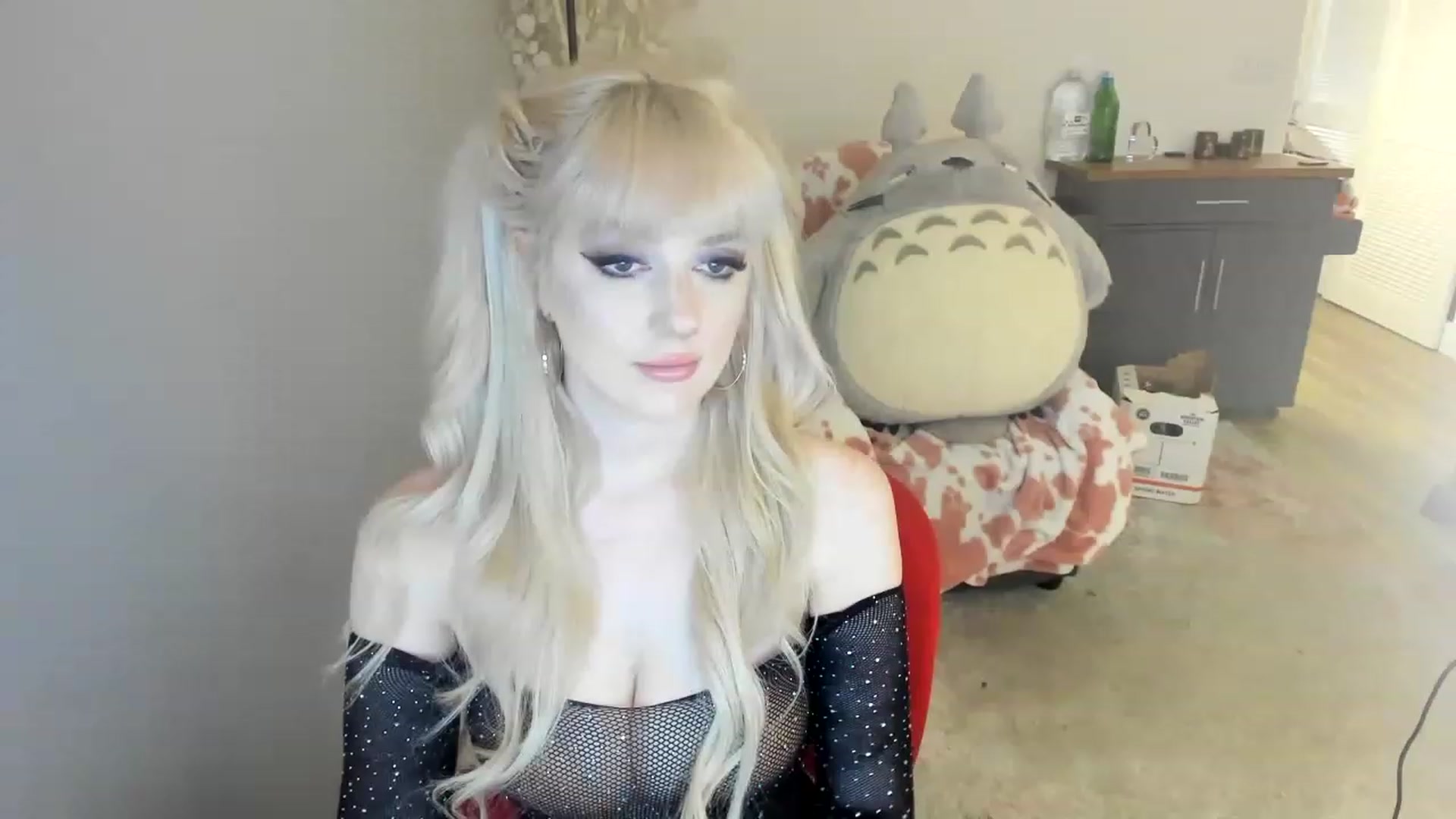Gallery image thumbnail from Cuck_Domme's myfreecams stream on, 06/03/2023, 02:58 image 13 of 20