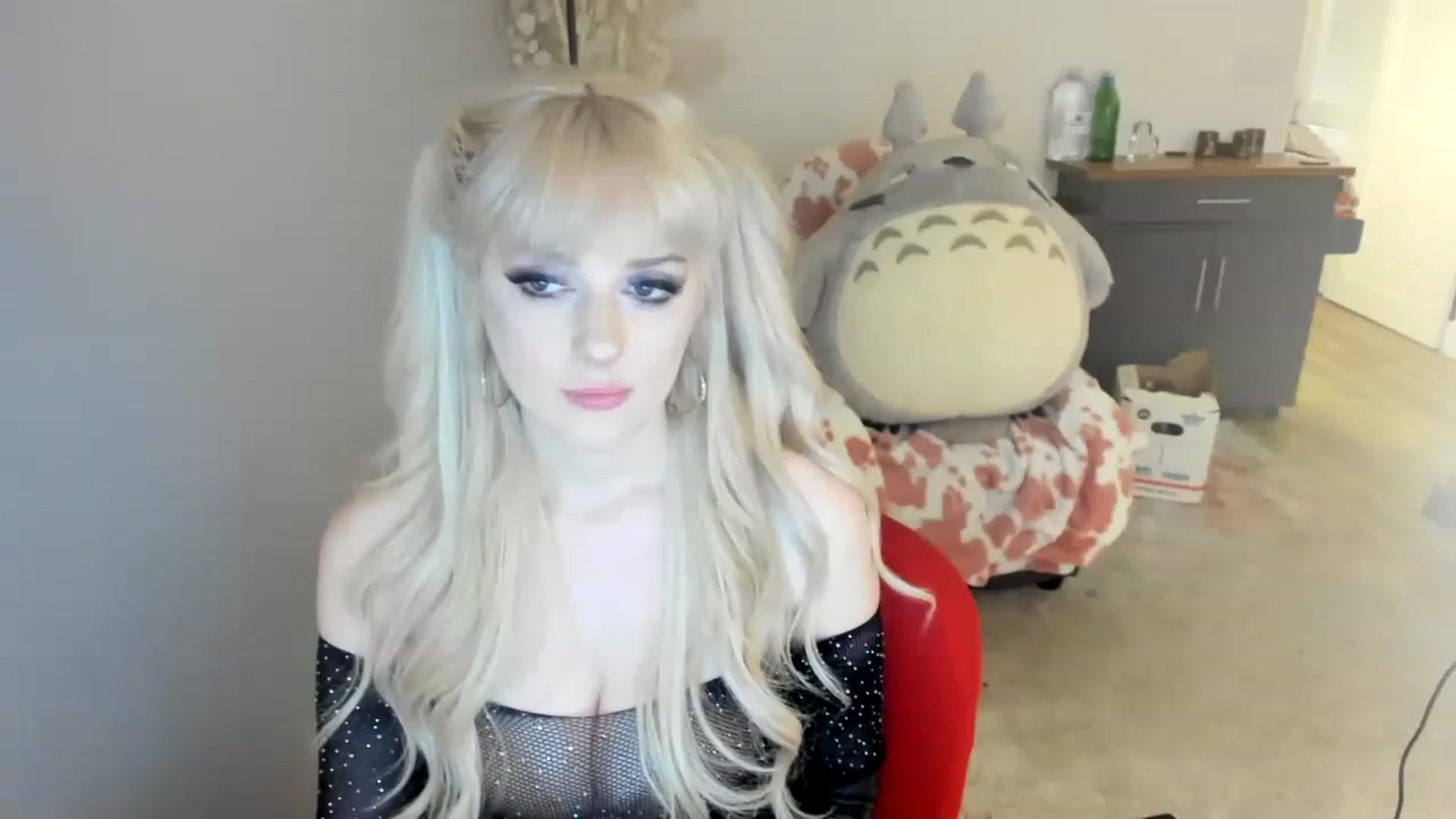 Gallery image thumbnail from Cuck_Domme's myfreecams stream on, 06/03/2023, 09:09 image 4 of 20