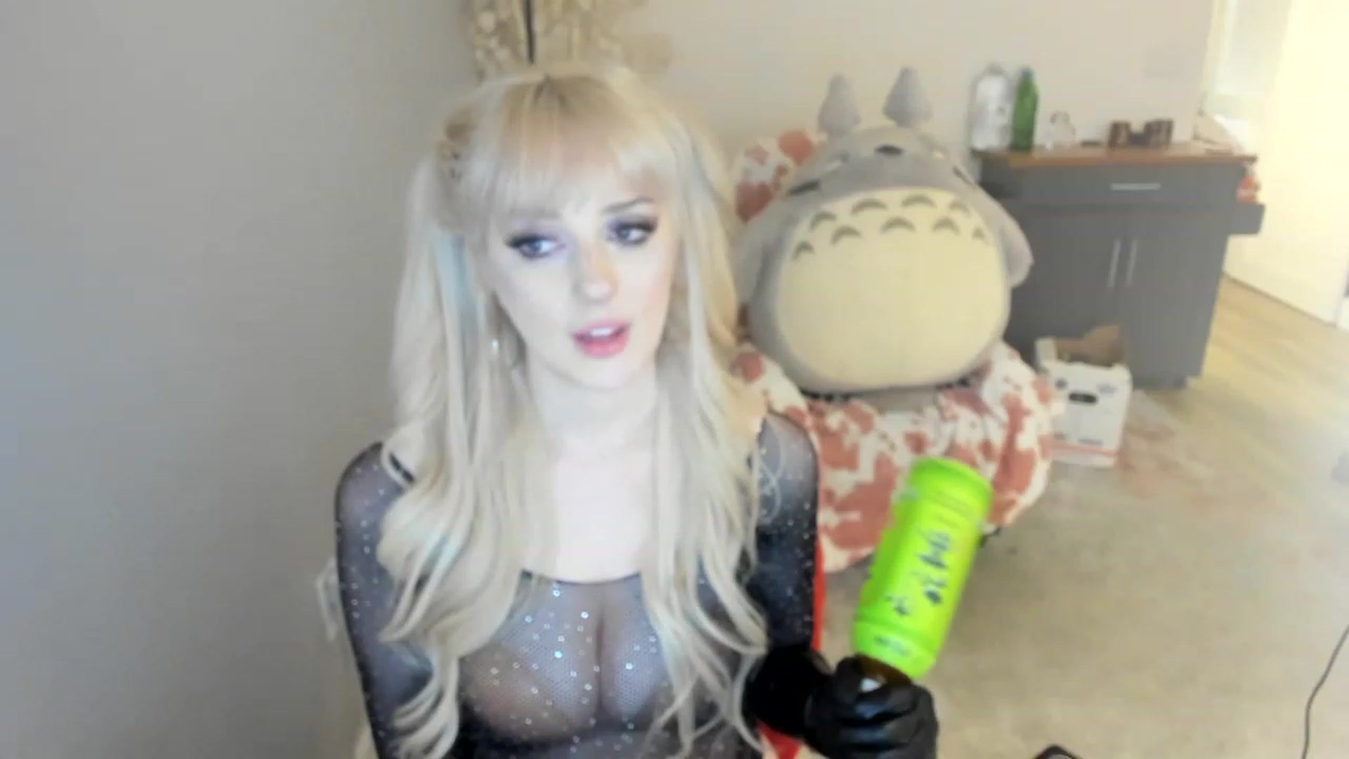 Gallery image thumbnail from Cuck_Domme's myfreecams stream on, 06/03/2023, 09:17 image 3 of 20