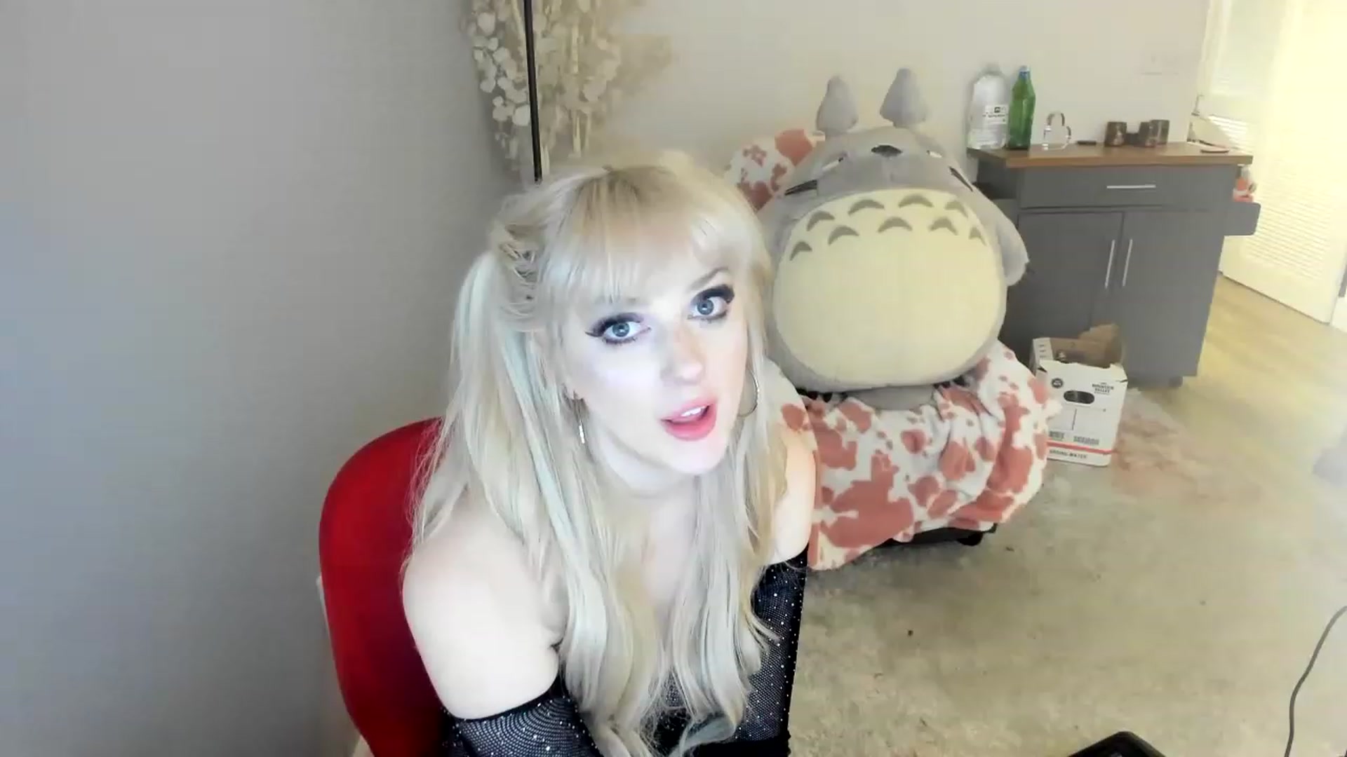 Gallery image thumbnail from Cuck_Domme's myfreecams stream on, 06/03/2023, 12:04 image 19 of 20