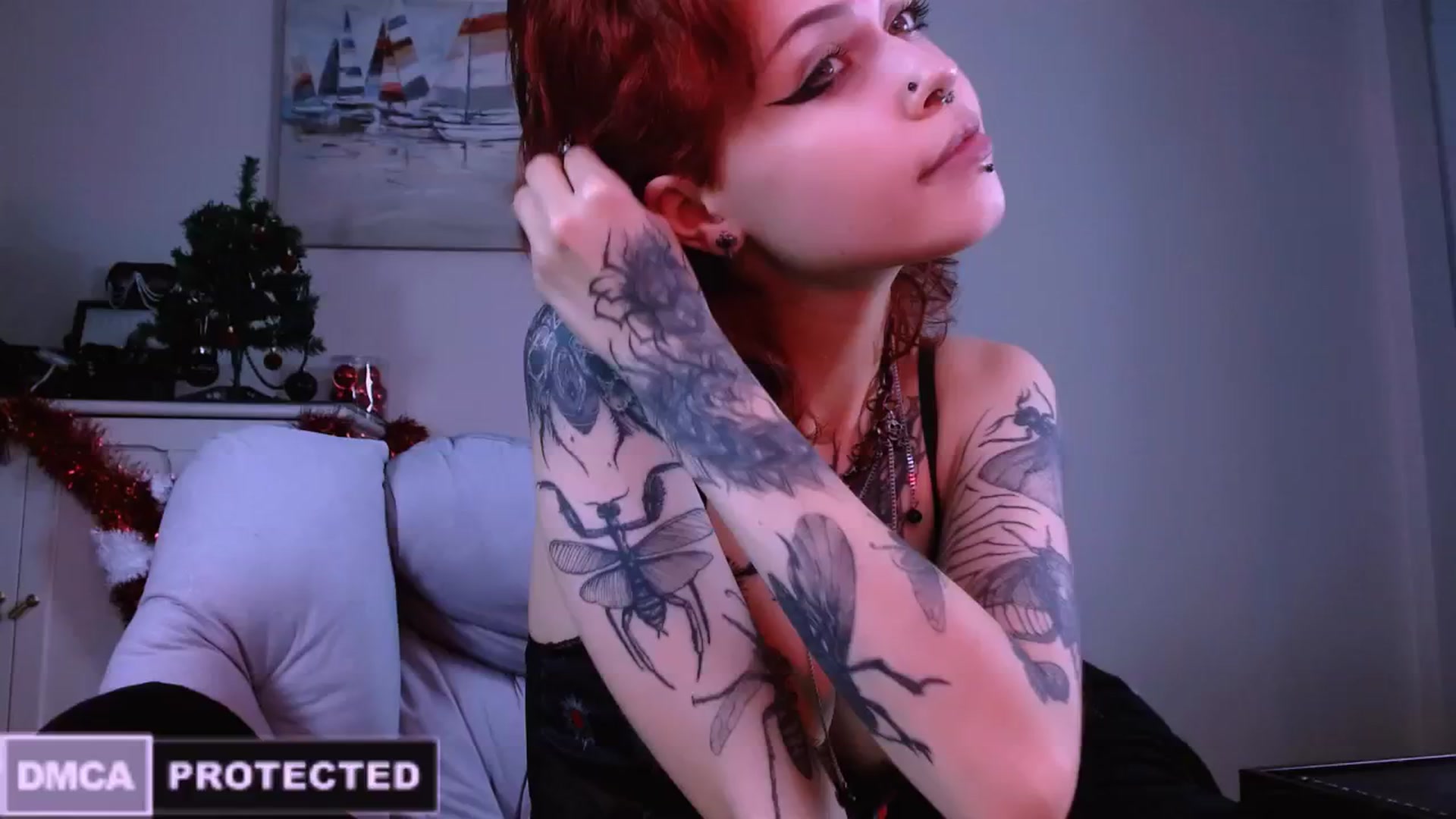 Gallery image thumbnail from CuddleFoxy's myfreecams stream on, 12/22/2024, 07:57 image 7 of 20
