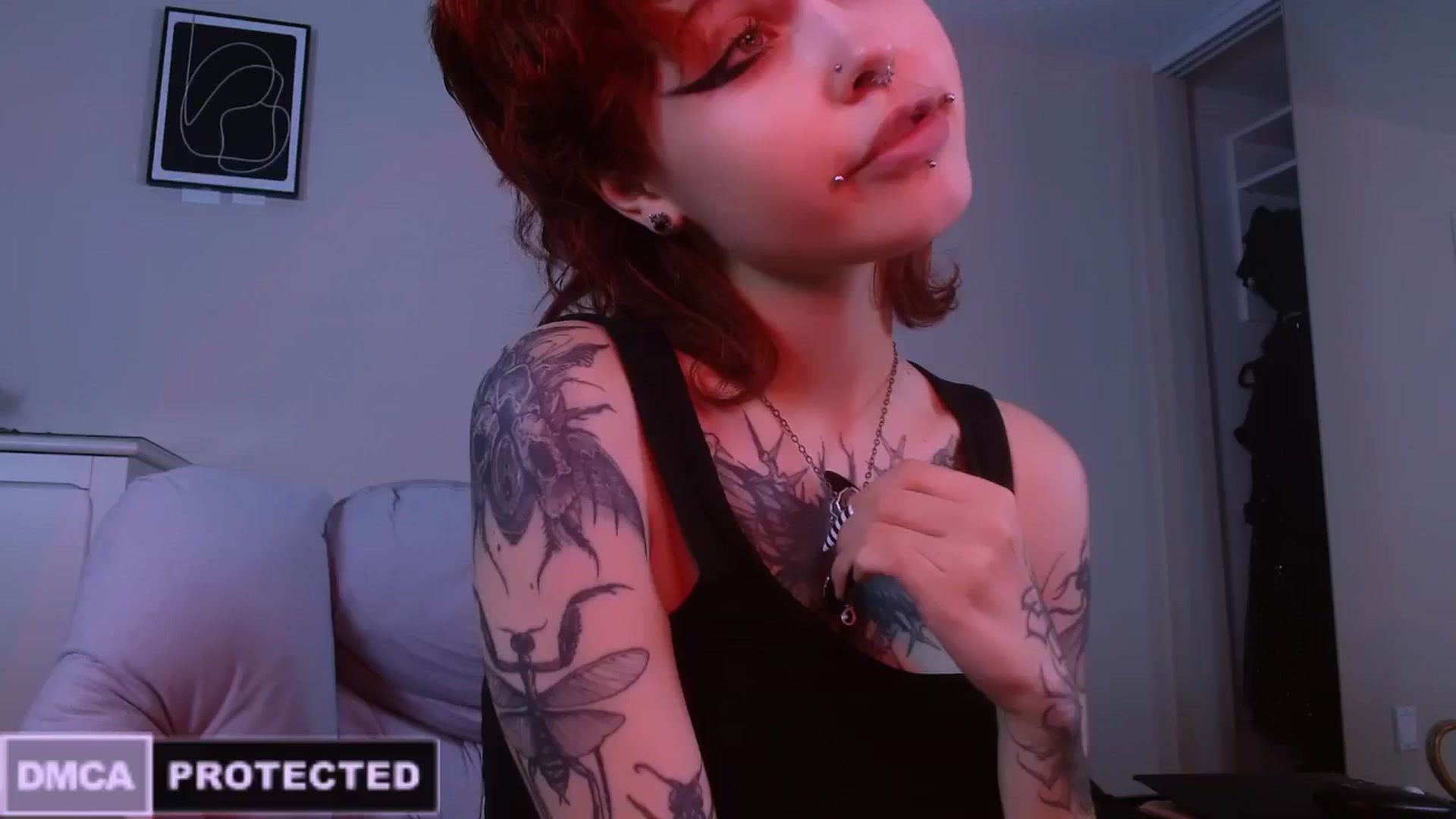 Gallery image thumbnail from CuddleFoxy's myfreecams stream on, 01/20/2025, 08:51 image 12 of 20