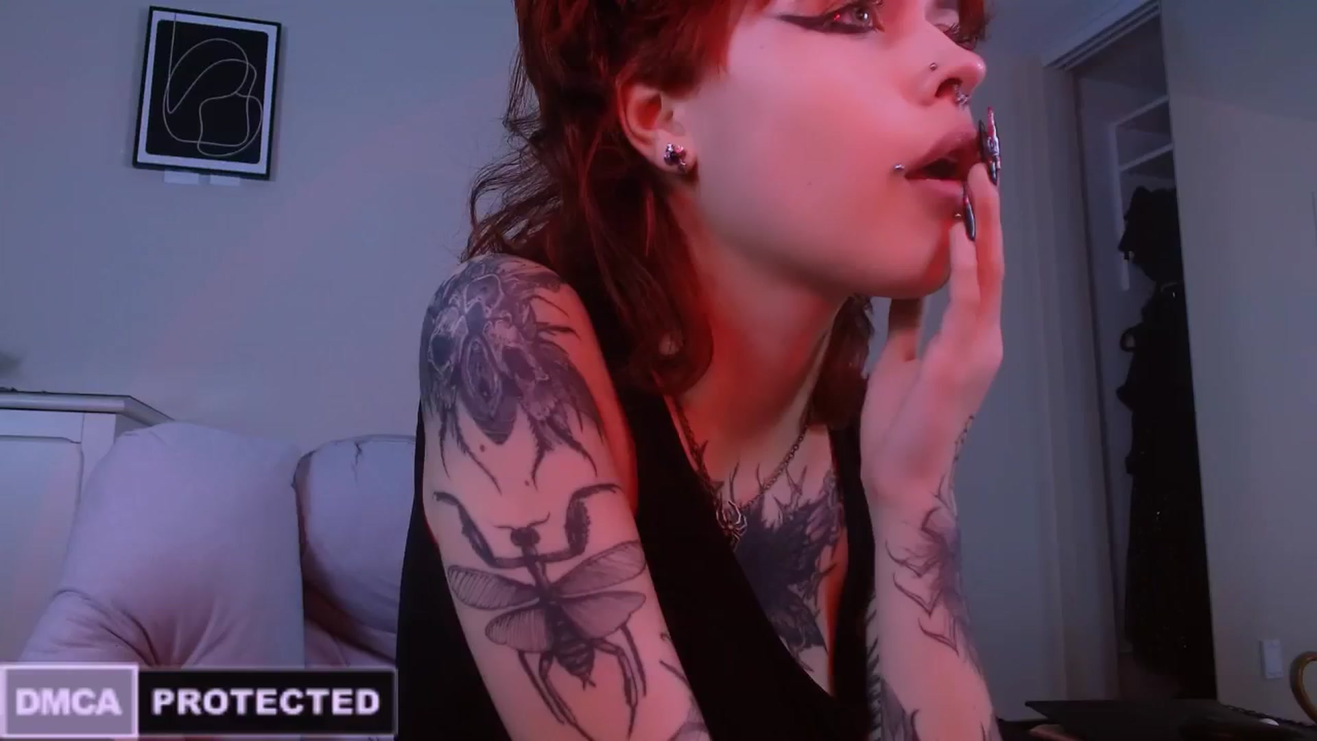 Gallery image thumbnail from CuddleFoxy's myfreecams stream on, 01/20/2025, 08:51 image 11 of 20