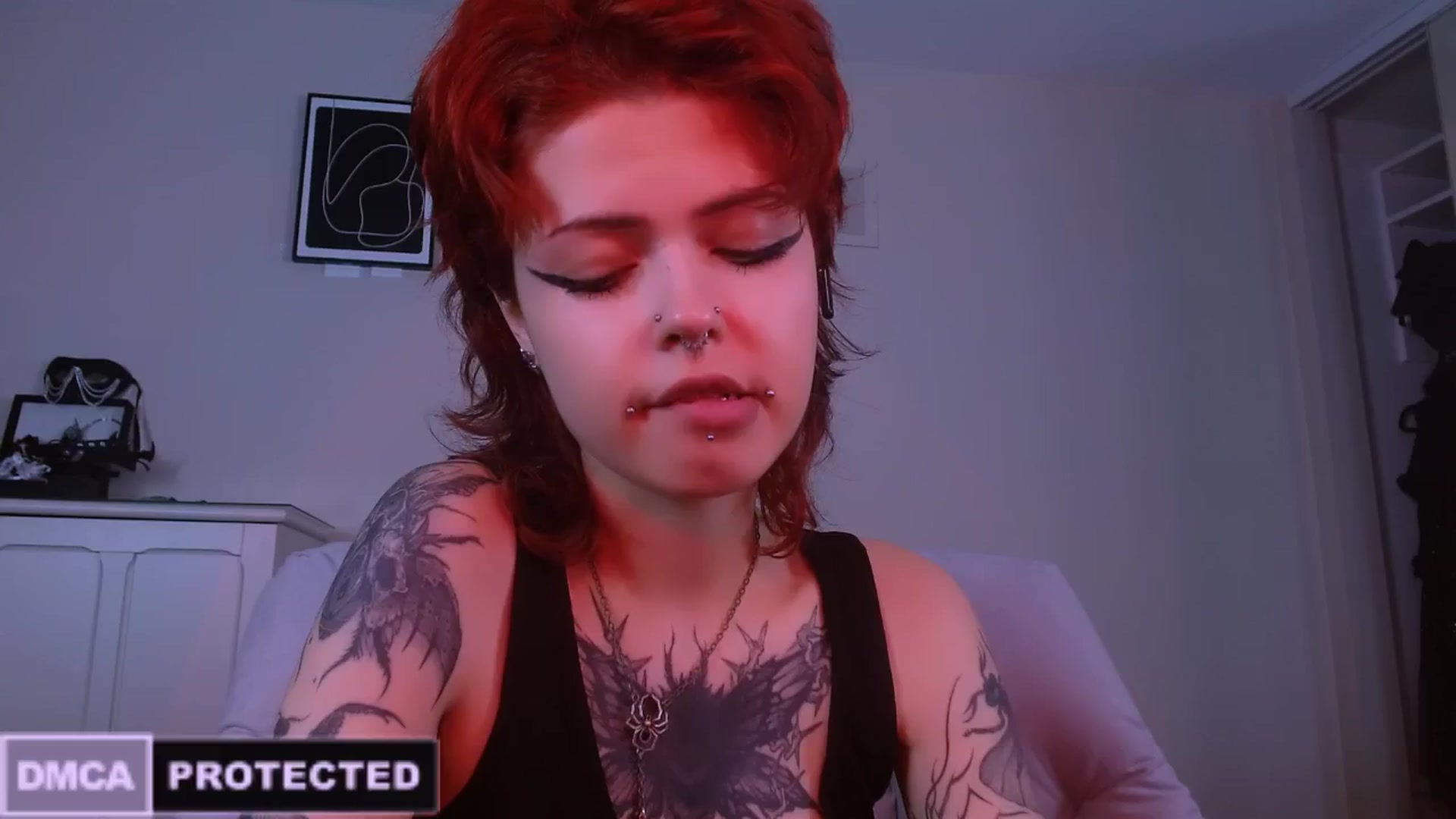 Gallery image thumbnail from CuddleFoxy's myfreecams stream on, 01/20/2025, 08:51 image 6 of 20