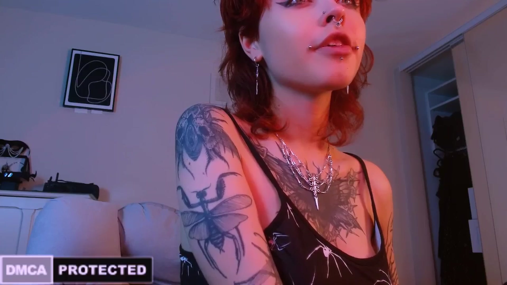 Gallery image thumbnail from CuddleFoxy's myfreecams stream on, 01/29/2025, 09:13 image 6 of 20