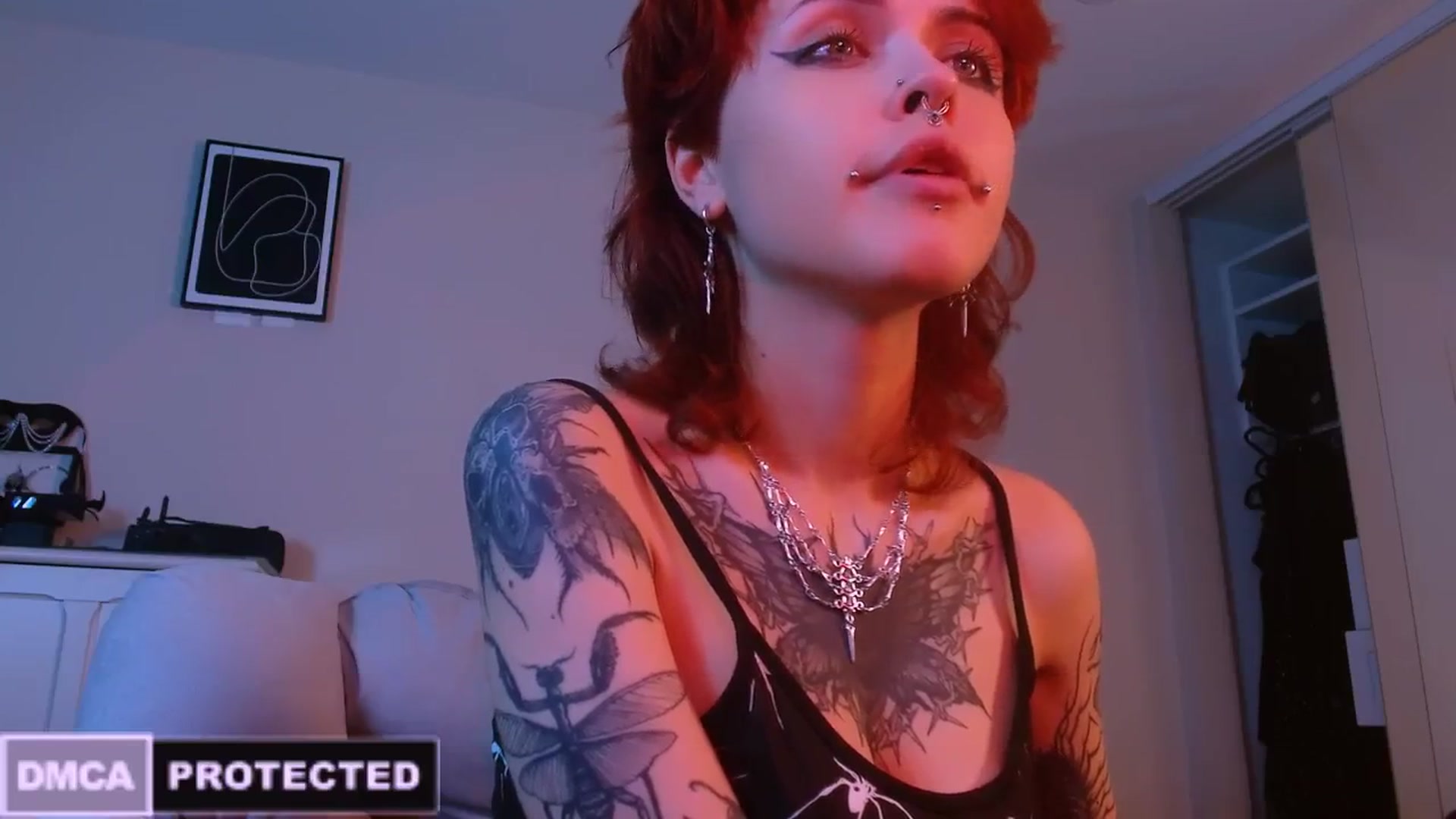 Gallery image thumbnail from CuddleFoxy's myfreecams stream on, 01/29/2025, 09:13 image 8 of 20