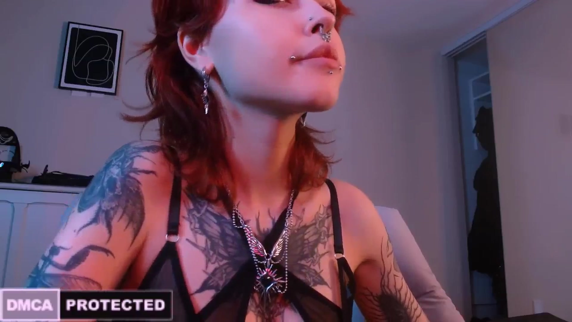 Gallery image thumbnail from CuddleFoxy's myfreecams stream on, 02/13/2025, 06:32 image 18 of 20