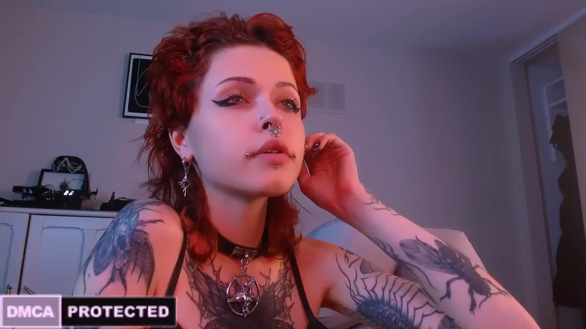Gallery image thumbnail from CuddleFoxy's myfreecams stream on, 02/14/2025, 08:39 image 12 of 20