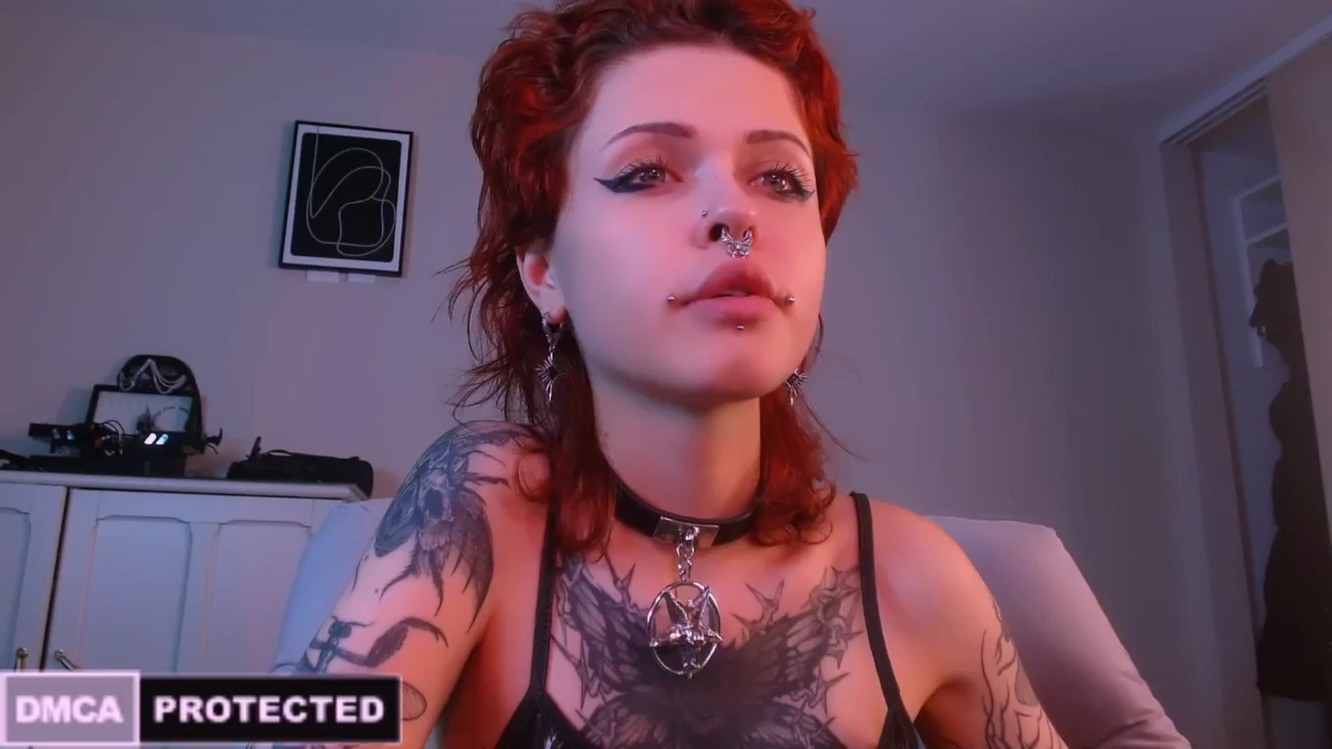 Gallery image thumbnail from CuddleFoxy's myfreecams stream on, 02/14/2025, 08:39 image 15 of 20