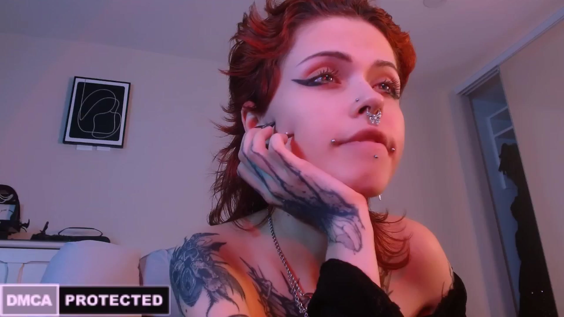 Gallery image thumbnail from CuddleFoxy's myfreecams stream on, 02/18/2025, 08:33 image 18 of 20