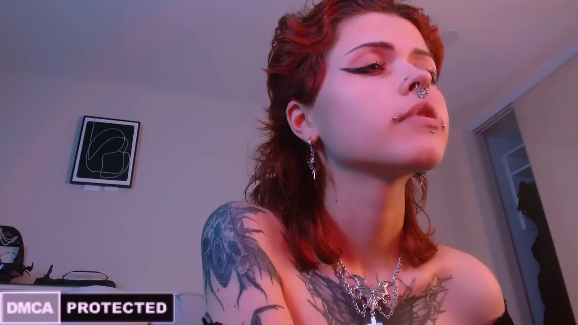 Gallery image thumbnail from CuddleFoxy's myfreecams stream on, 02/18/2025, 08:33 image 16 of 20