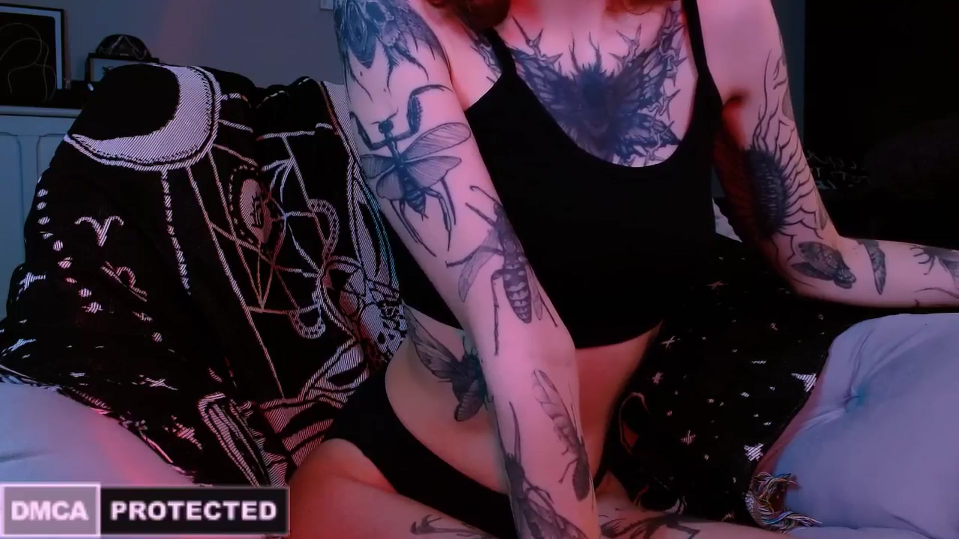 Gallery image thumbnail from CuddleFoxy's myfreecams stream on, 03/06/2025, 10:02 image 3 of 20