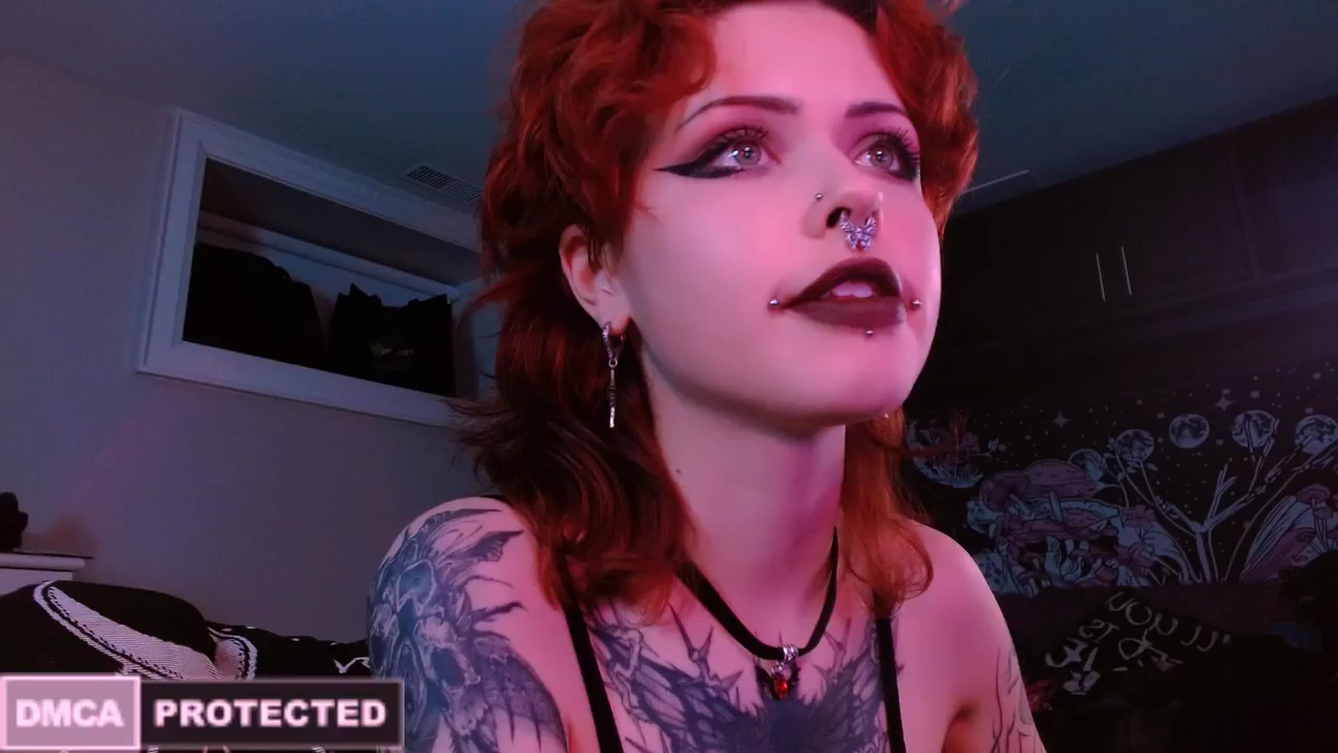 Gallery image thumbnail from CuddleFoxy's myfreecams stream on, 03/21/2025, 08:29 image 19 of 20