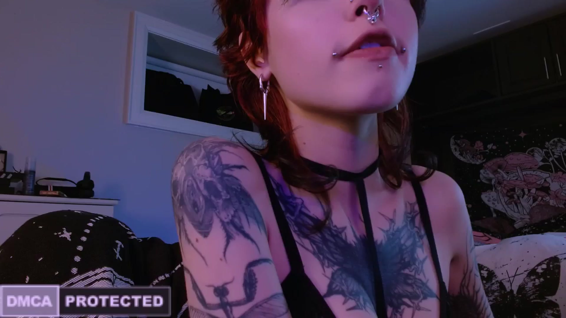 Gallery image thumbnail from CuddleFoxy's myfreecams stream on, 04/07/2025, 10:30 image 4 of 20