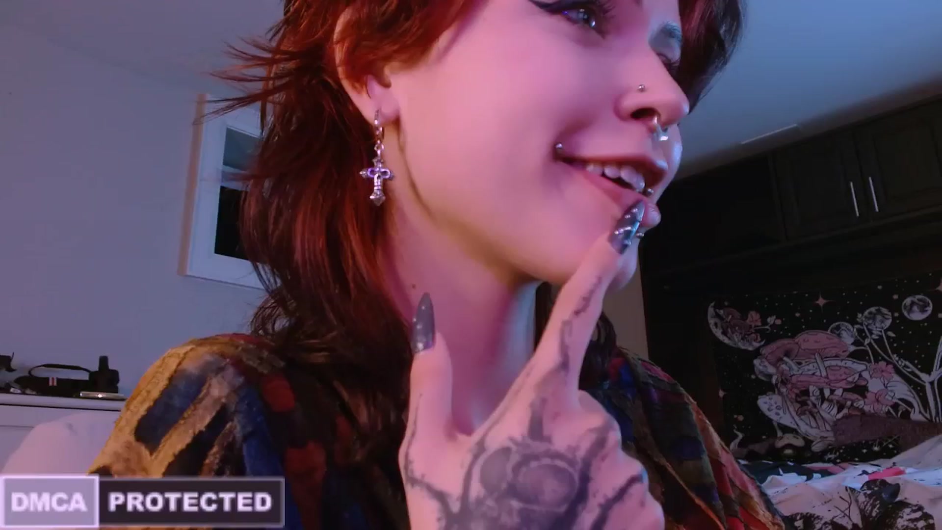 Gallery image thumbnail from CuddleFoxy's myfreecams stream on, 04/15/2025, 07:25 image 7 of 20