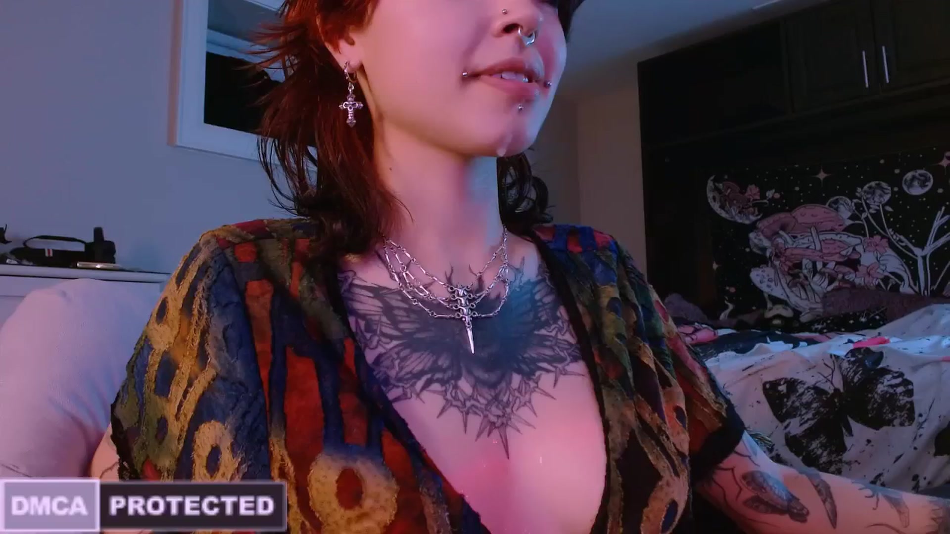 Gallery image thumbnail from CuddleFoxy's myfreecams stream on, 04/15/2025, 07:25 image 13 of 20