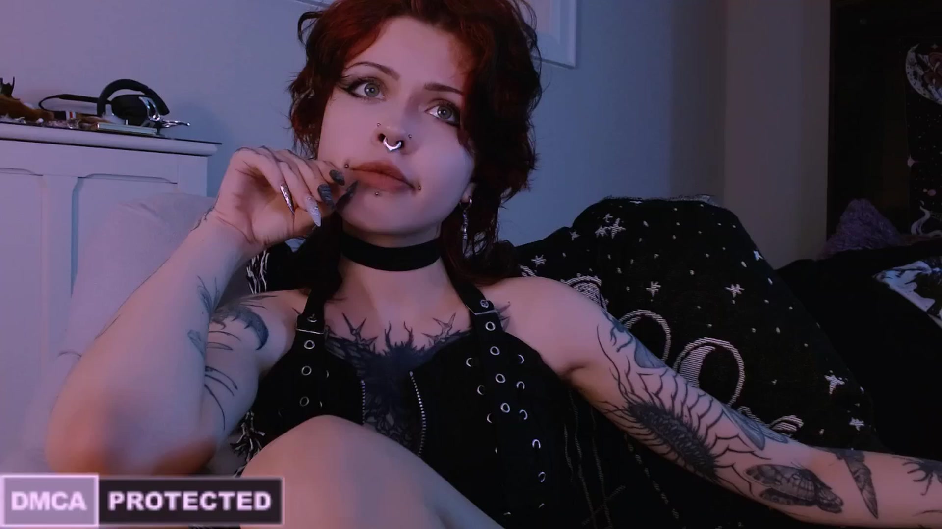 Gallery image thumbnail from CuddleFoxy's myfreecams stream on, 04/29/2025, 08:57 image 8 of 20