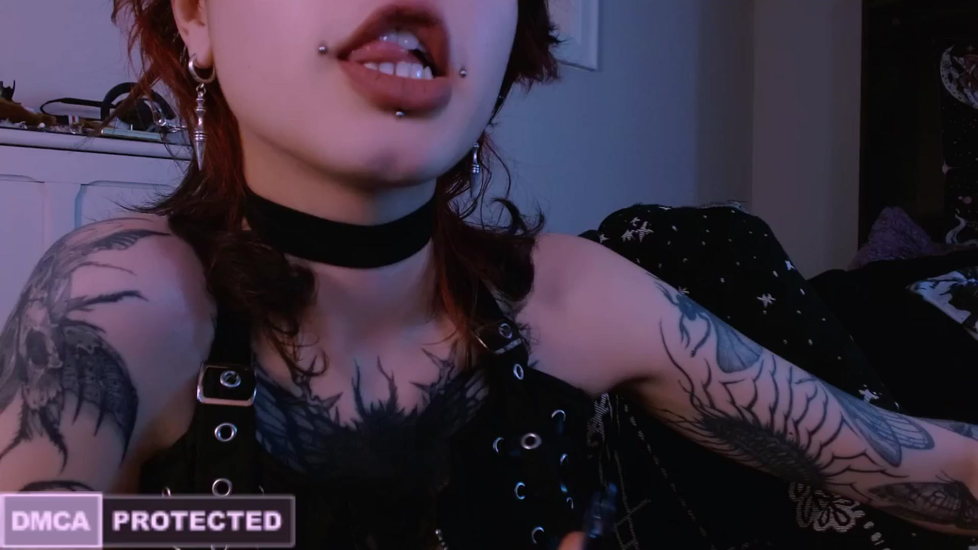 Gallery image thumbnail from CuddleFoxy's myfreecams stream on, 04/29/2025, 08:57 image 10 of 20