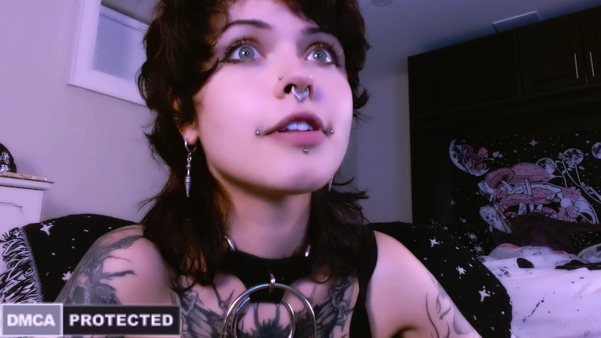 Gallery image thumbnail from CuddleFoxy's myfreecams stream on, 06/24/2025, 05:53 image 19 of 20