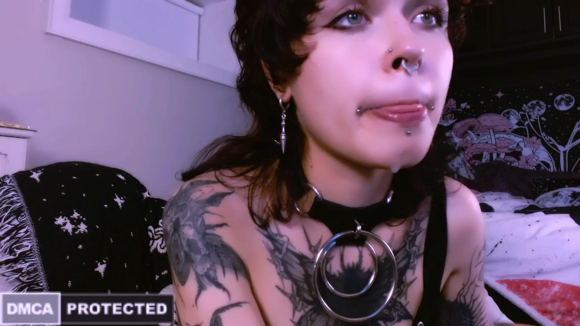 Gallery image thumbnail from CuddleFoxy's myfreecams stream on, 06/24/2025, 05:53 image 3 of 20