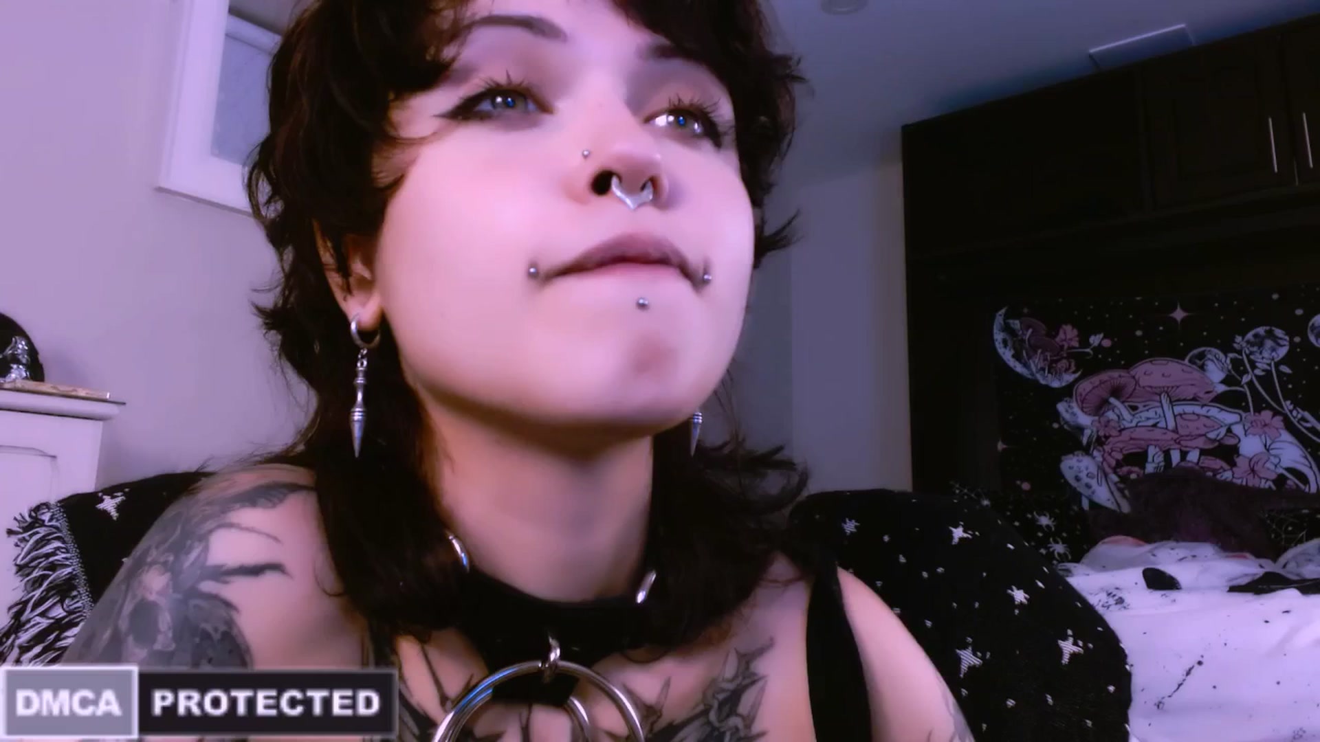 Gallery image thumbnail from CuddleFoxy's myfreecams stream on, 06/24/2025, 05:53 image 6 of 20