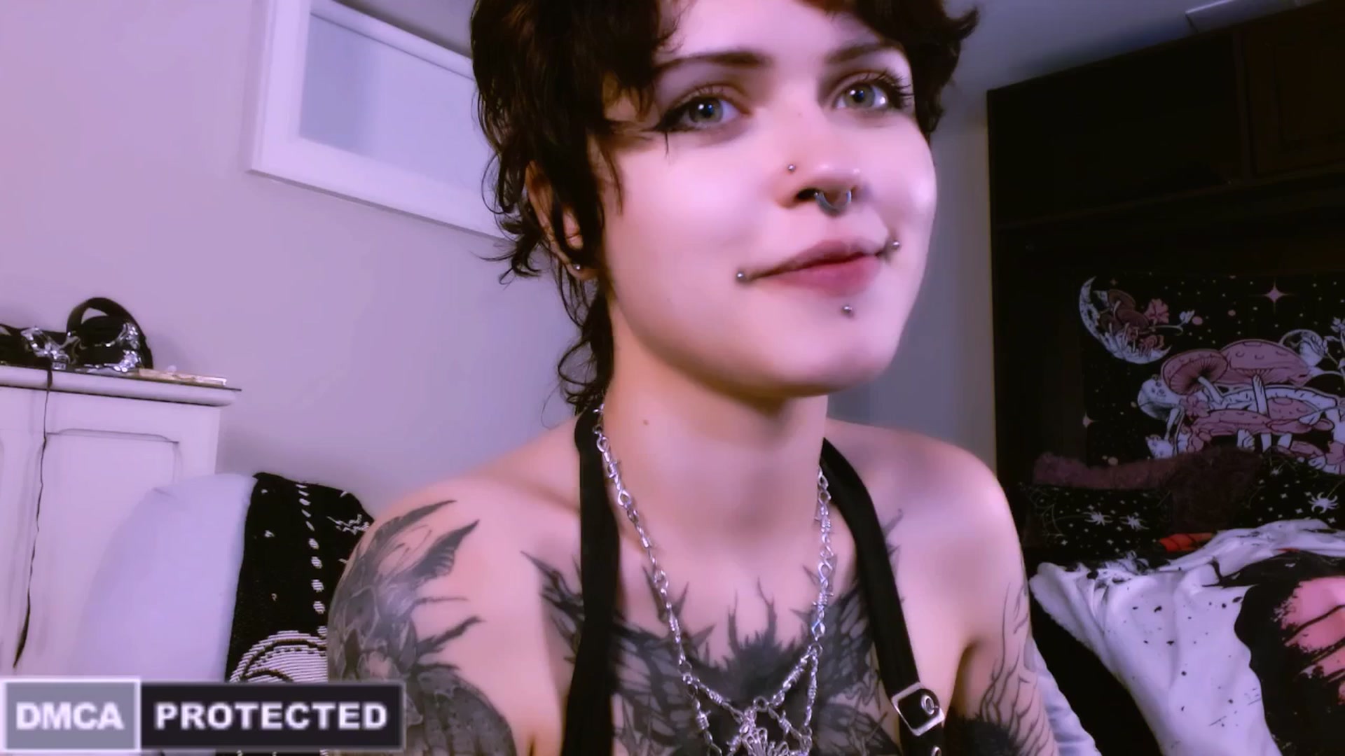 Gallery image thumbnail from CuddleFoxy's myfreecams stream on, 06/25/2025, 09:44 image 1 of 20