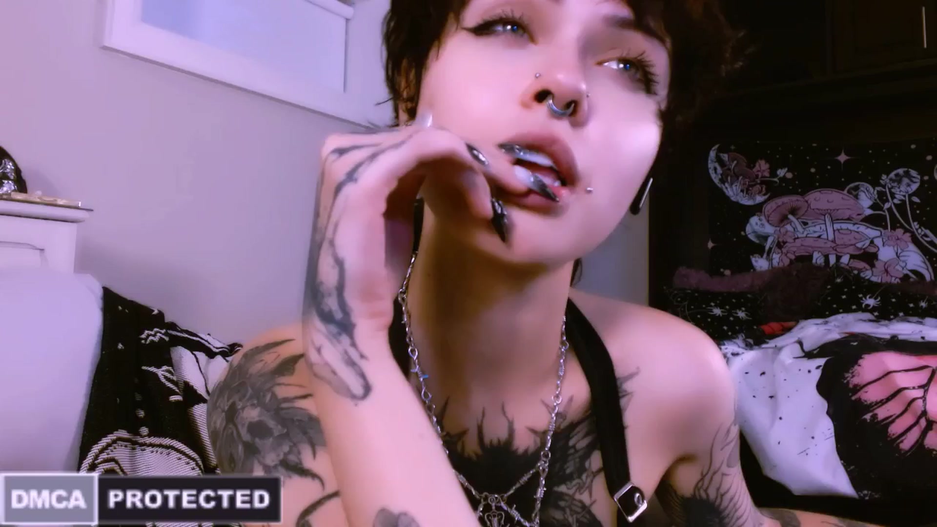 Gallery image thumbnail from CuddleFoxy's myfreecams stream on, 06/25/2025, 09:44 image 14 of 20