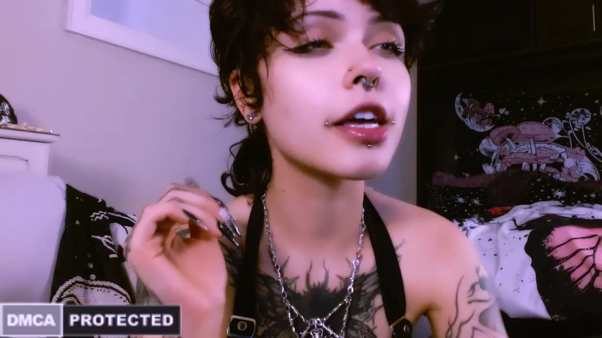 Gallery image thumbnail from CuddleFoxy's myfreecams stream on, 06/25/2025, 09:44 image 13 of 20