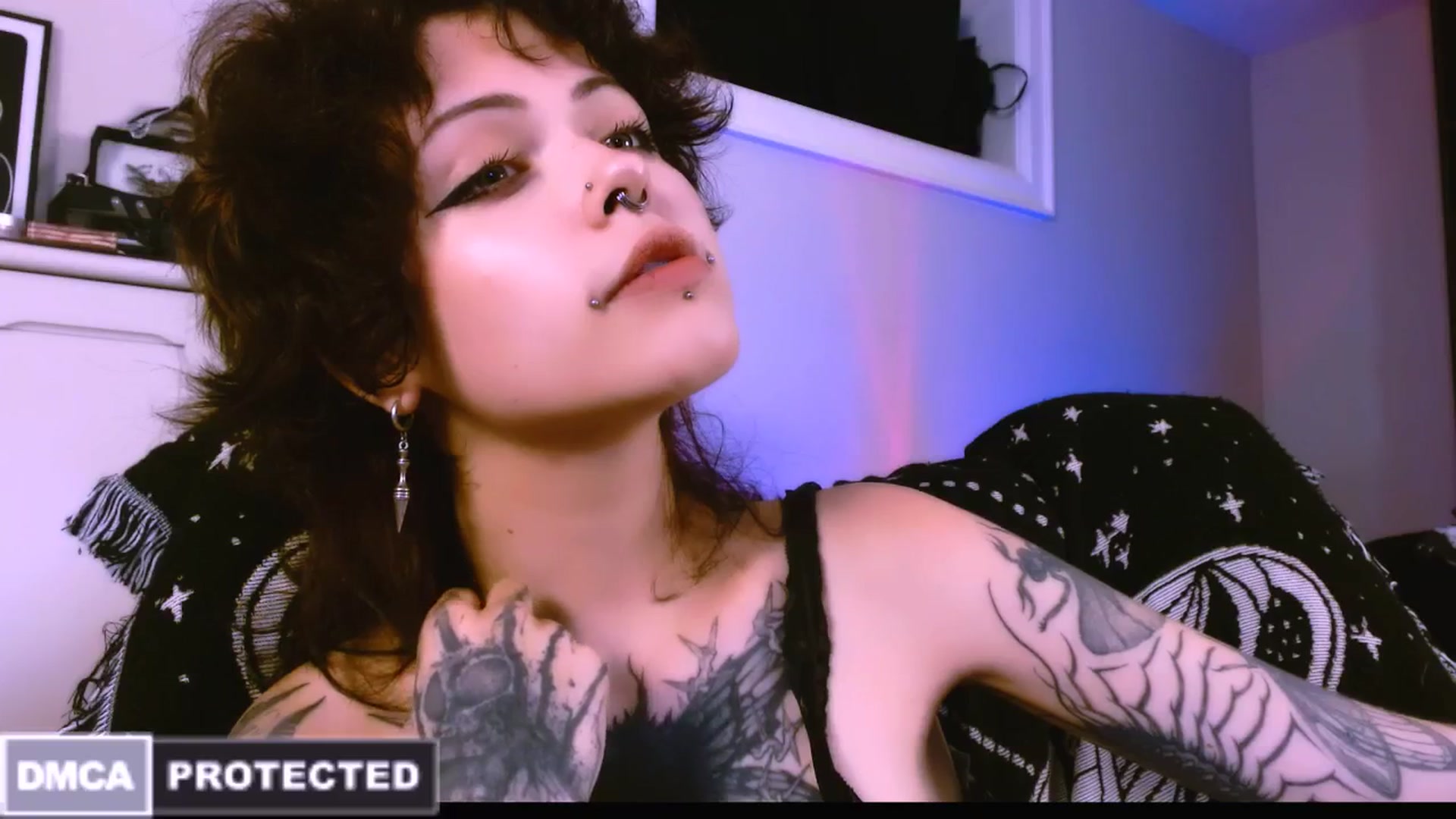 Gallery image thumbnail from CuddleFoxy's myfreecams stream on, 07/14/2025, 07:30 image 15 of 20
